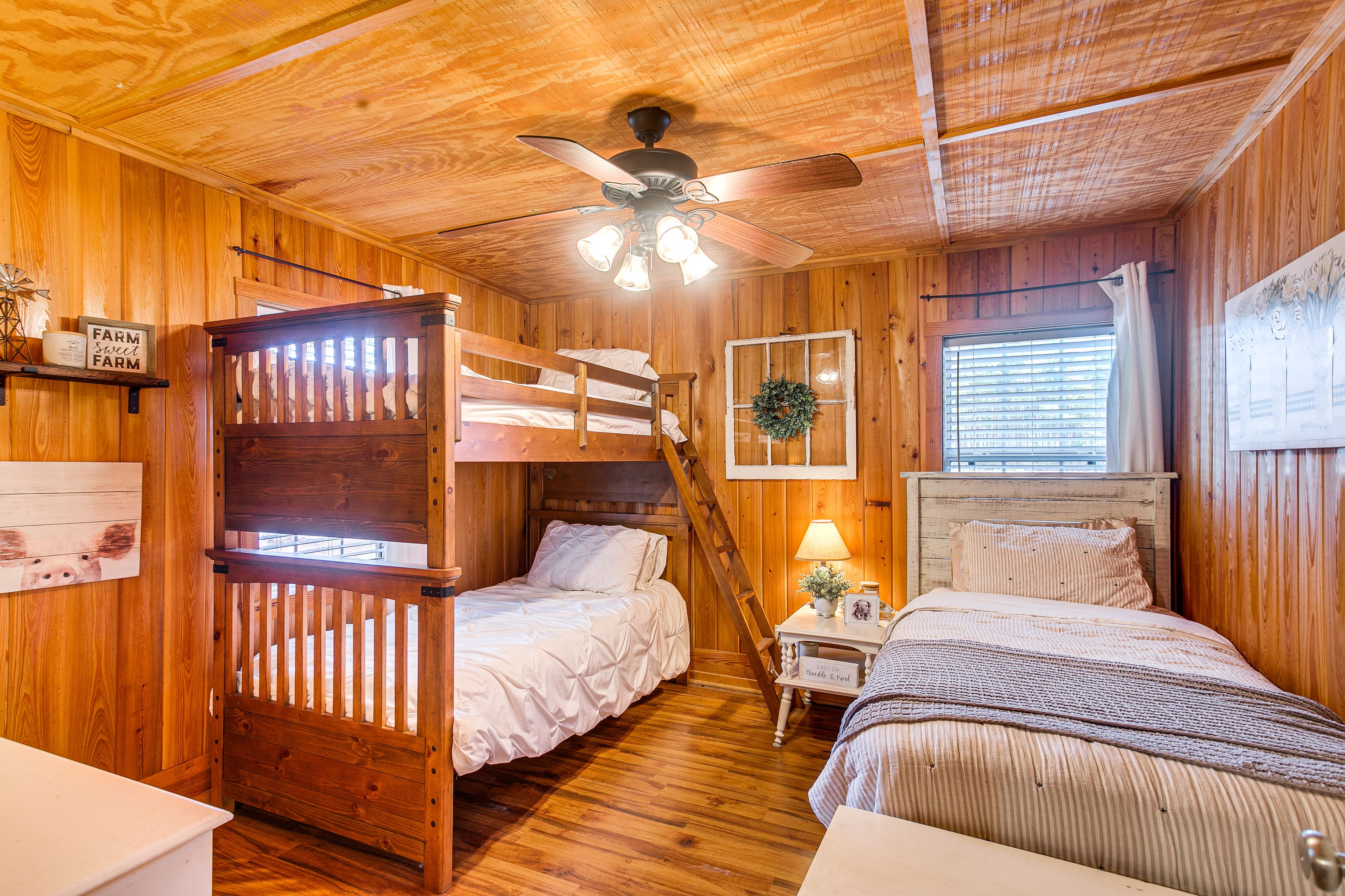 Bedroom 2 | Twin Bunk Bed | Twin Bed