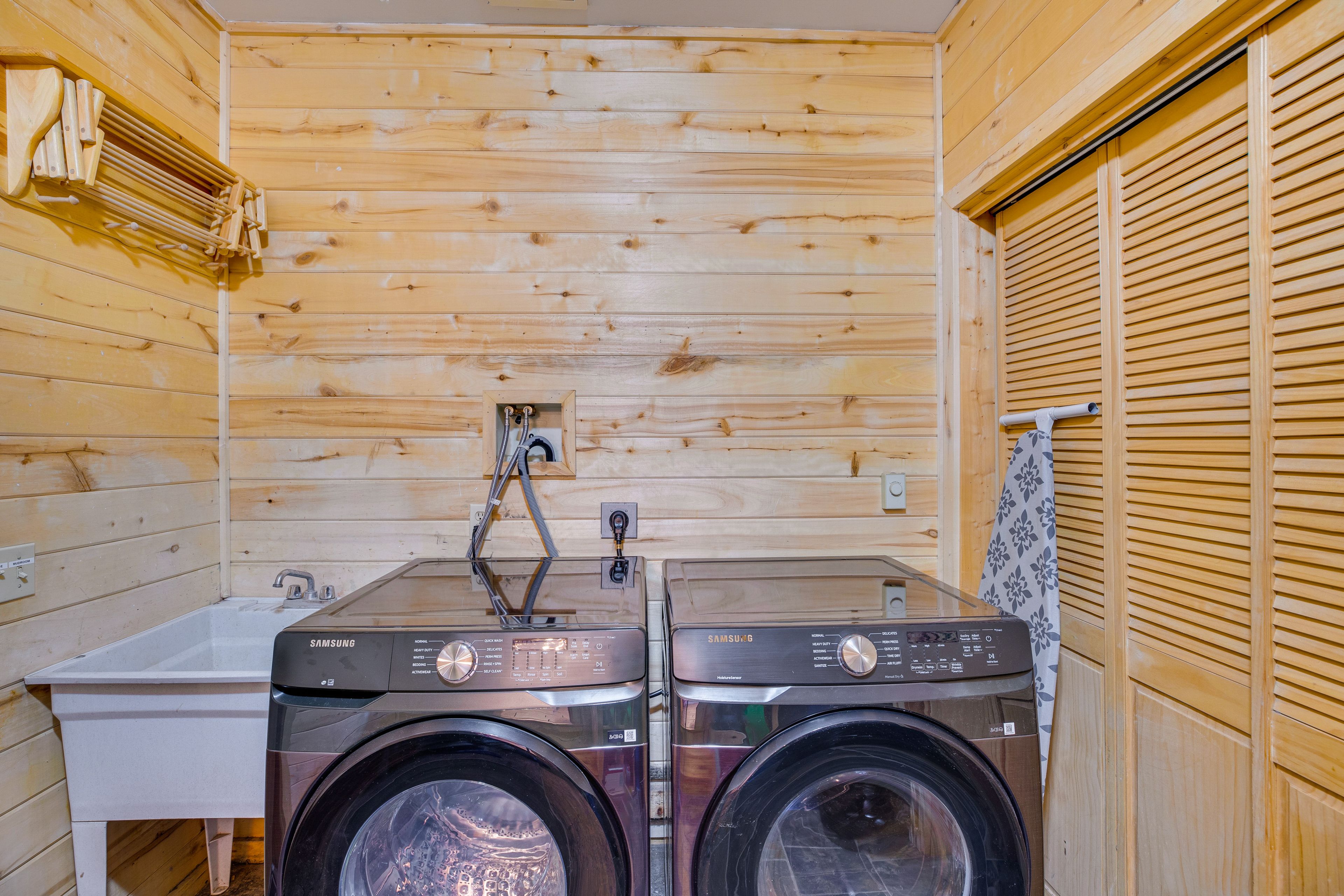 In-Unit Laundry