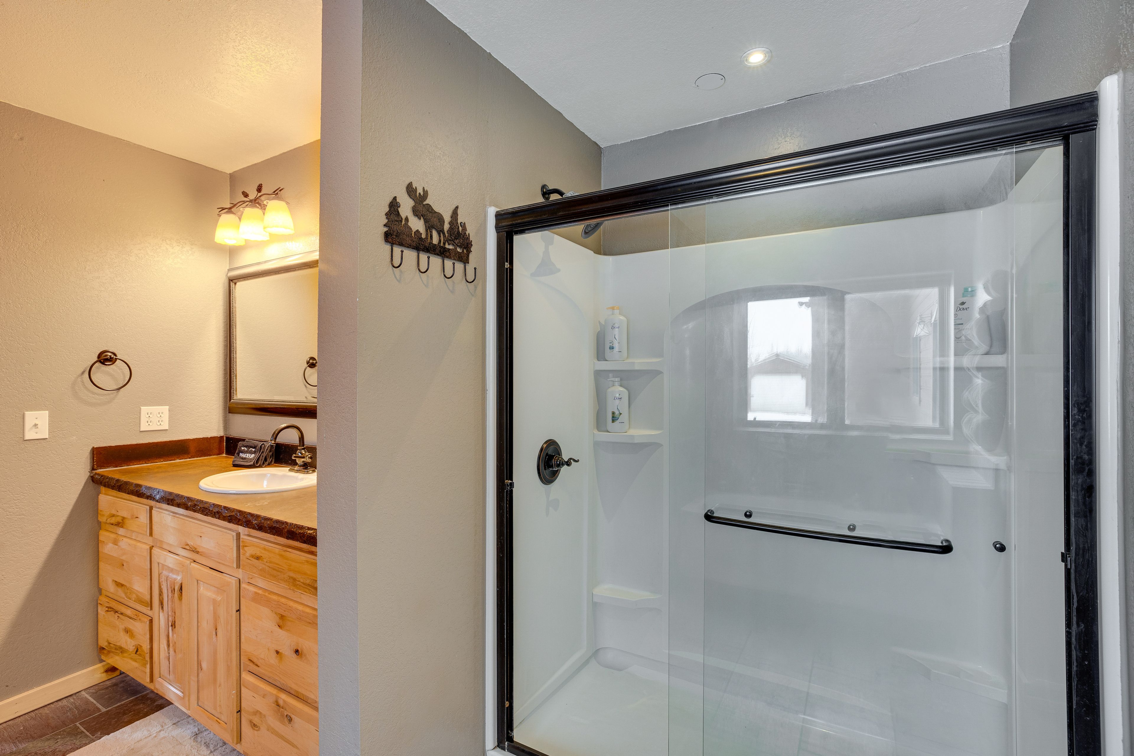 Bathroom | Complimentary Toiletries | 1st Floor