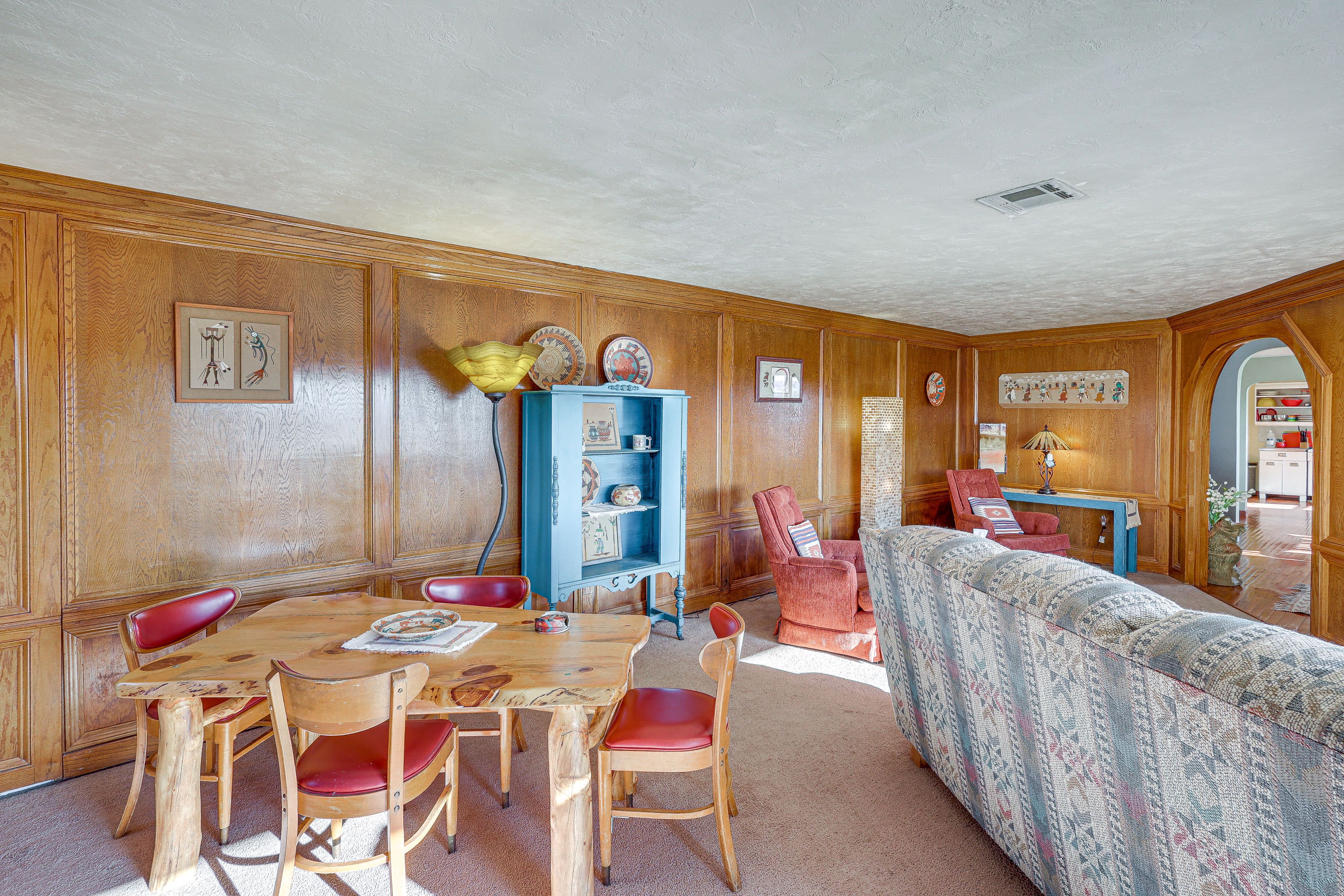 Dining Area | 1st Floor