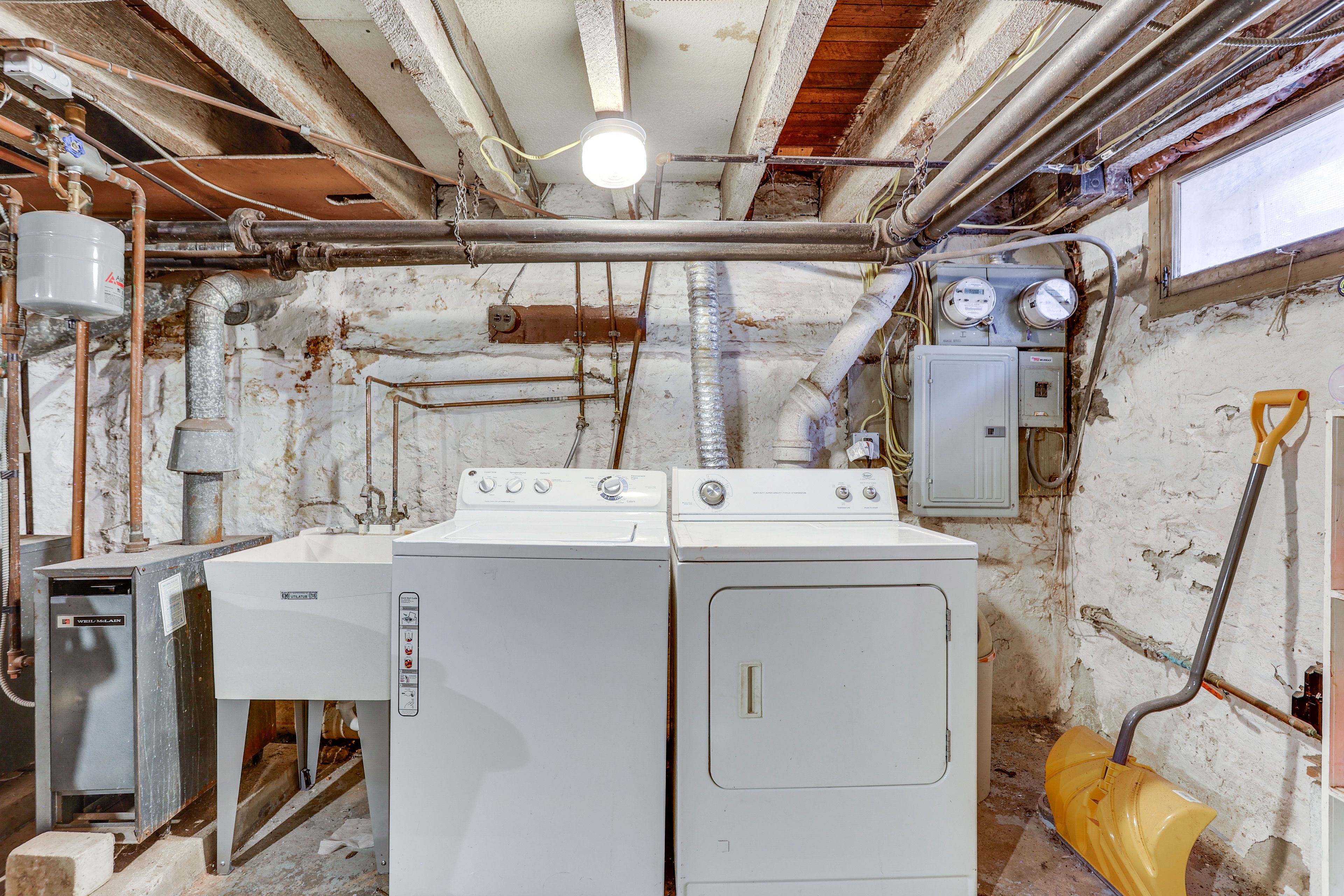 Shared Washer + Dryer | Basement