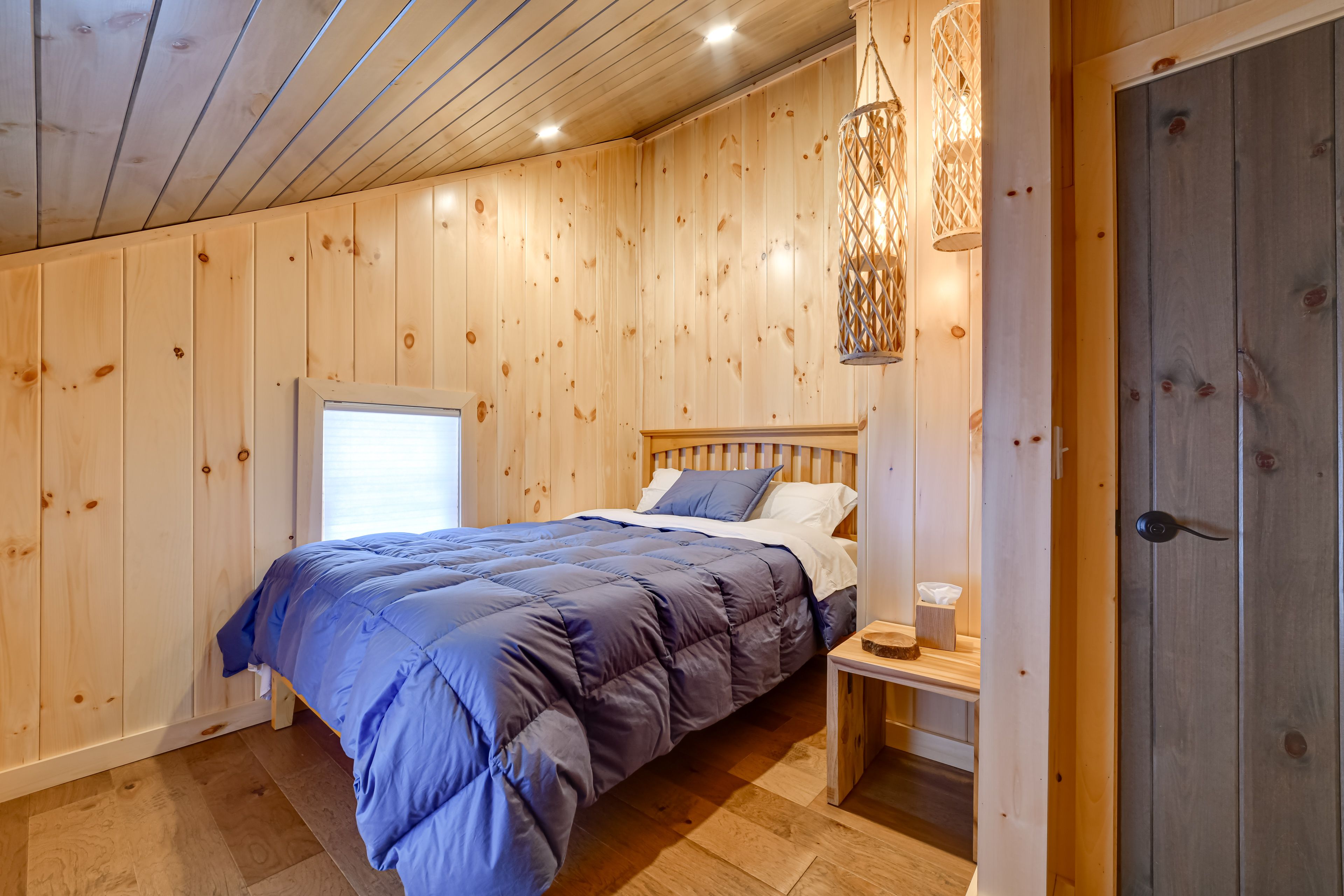 Bedroom 3 | Queen Bed | 3rd Floor