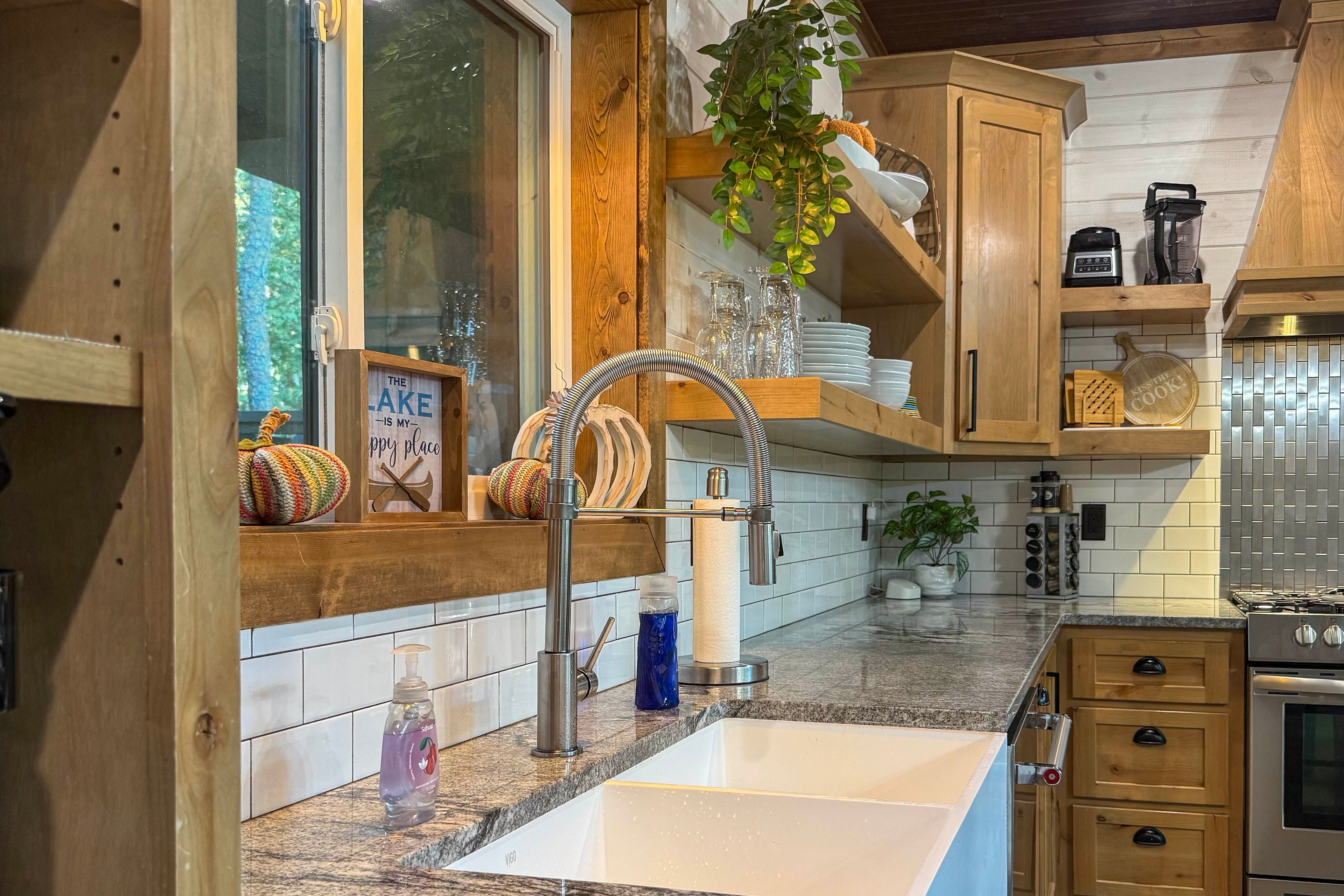 Kitchen (Decorated for Fall)