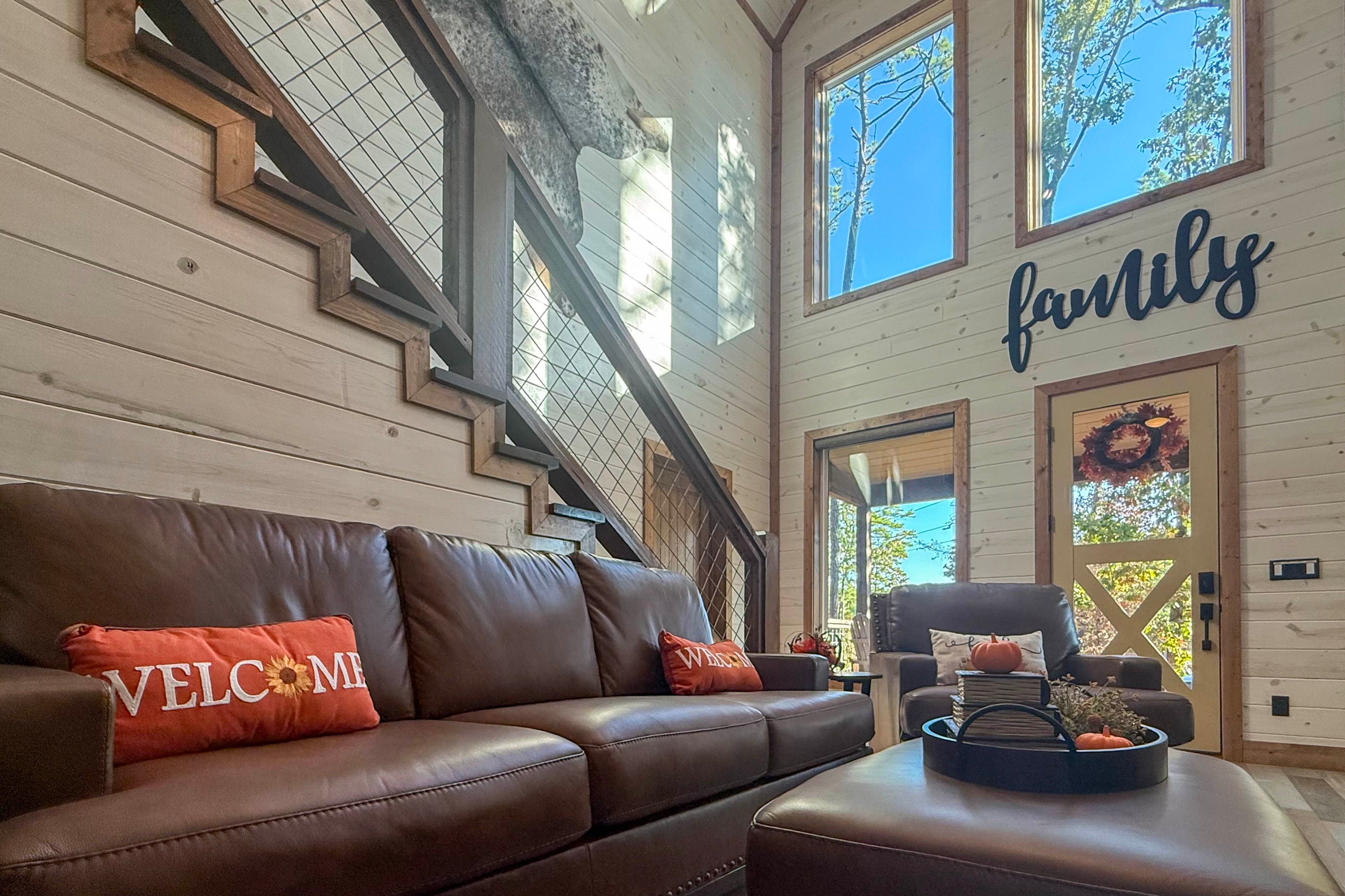 Living Room | 1st Floor | Smart TV | Gas Fireplace | Central Heating & A/C