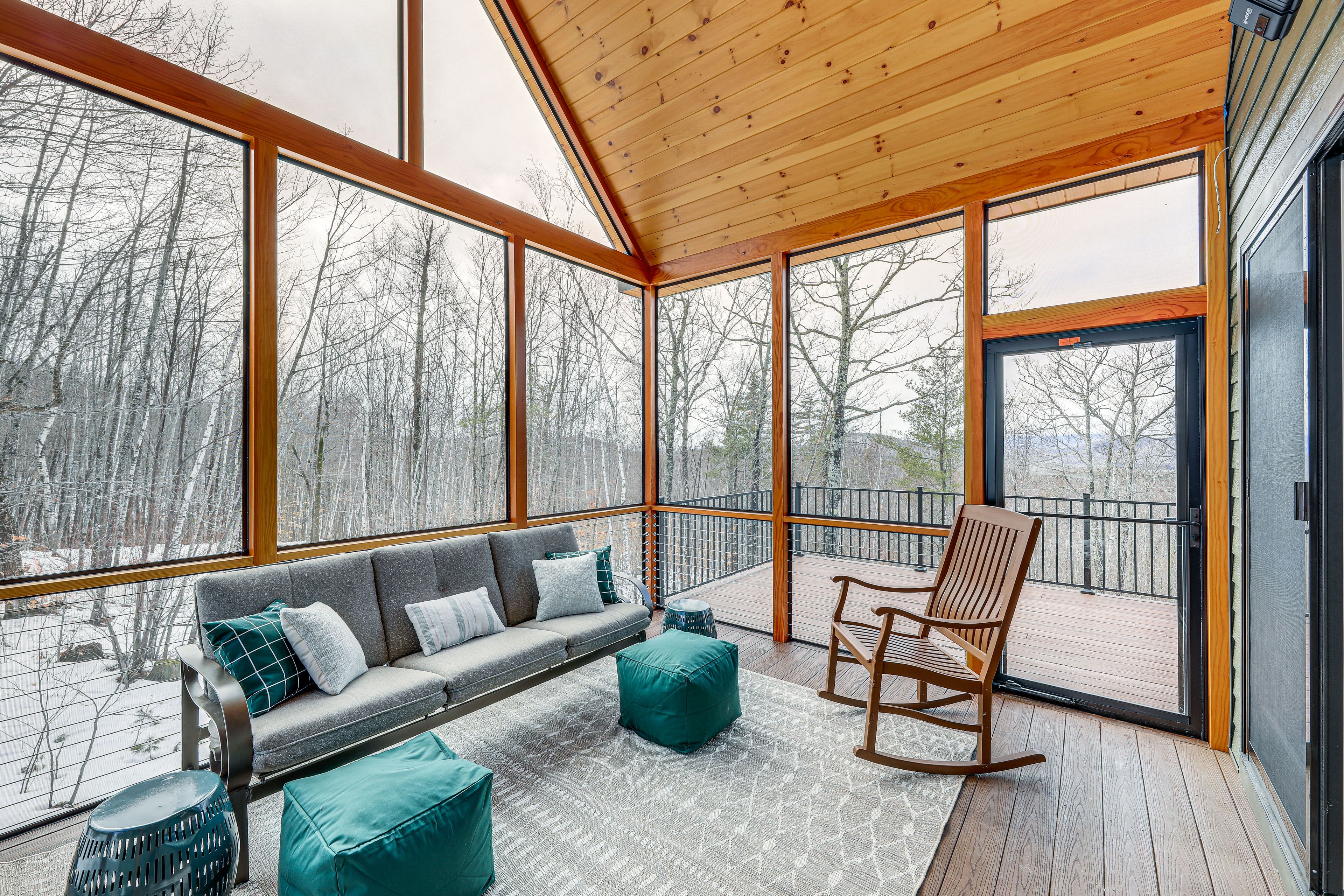 Screened Porch | 1st Floor