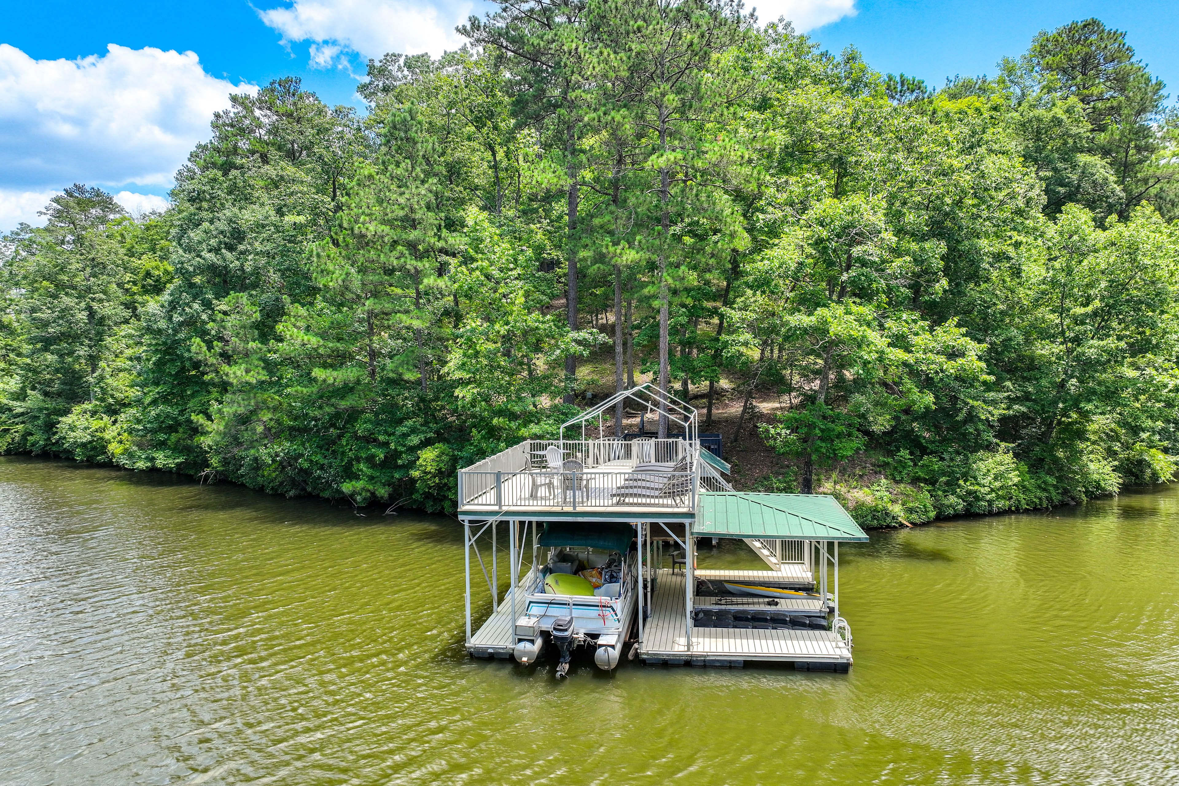 Wedowee Vacation Rental | 1BR + Loft | 1BA | 1 Step to Enter | 1,000 Sq Ft