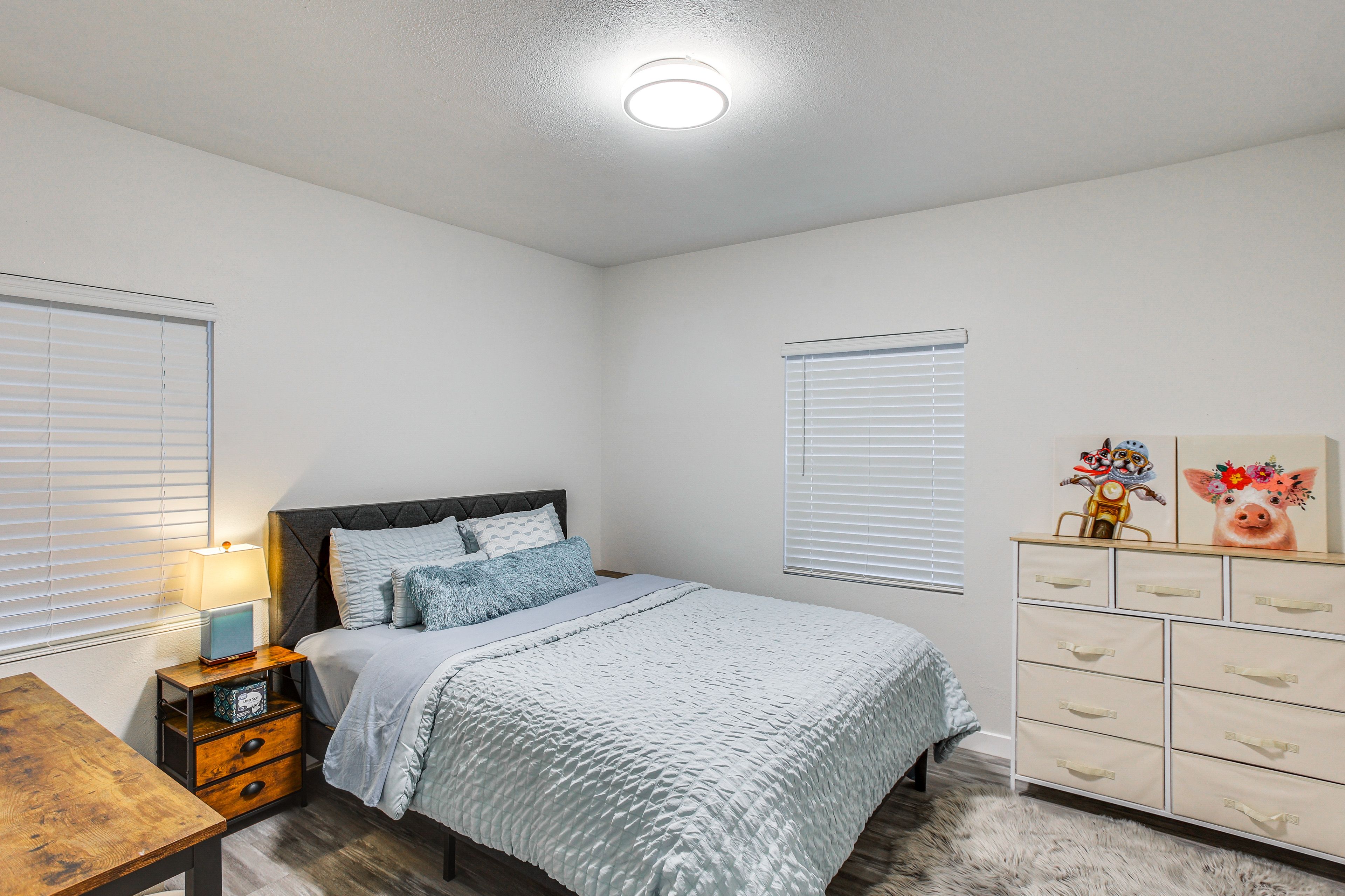 Bedroom 3 | Queen Bed