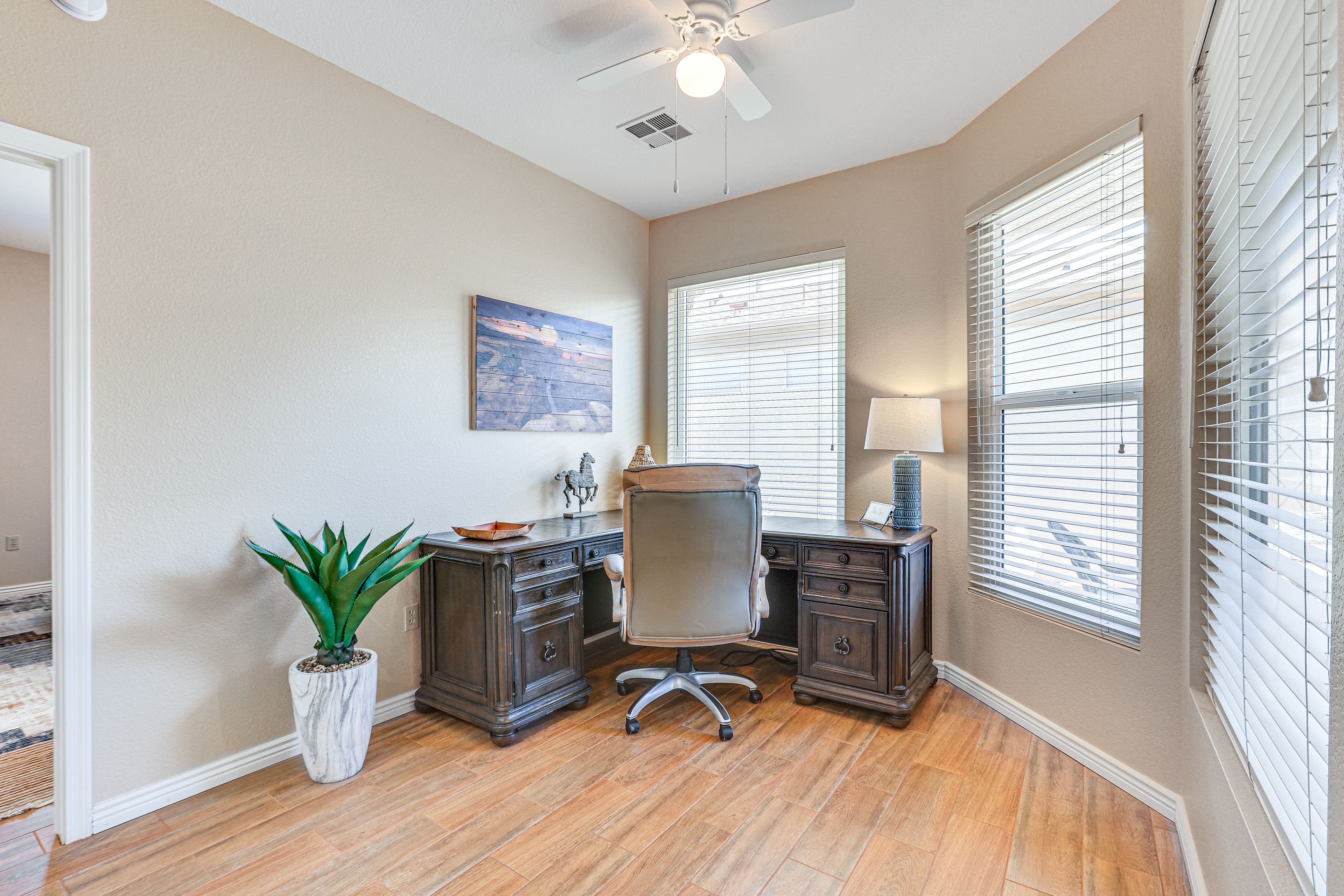 Office | Dedicated Workspace