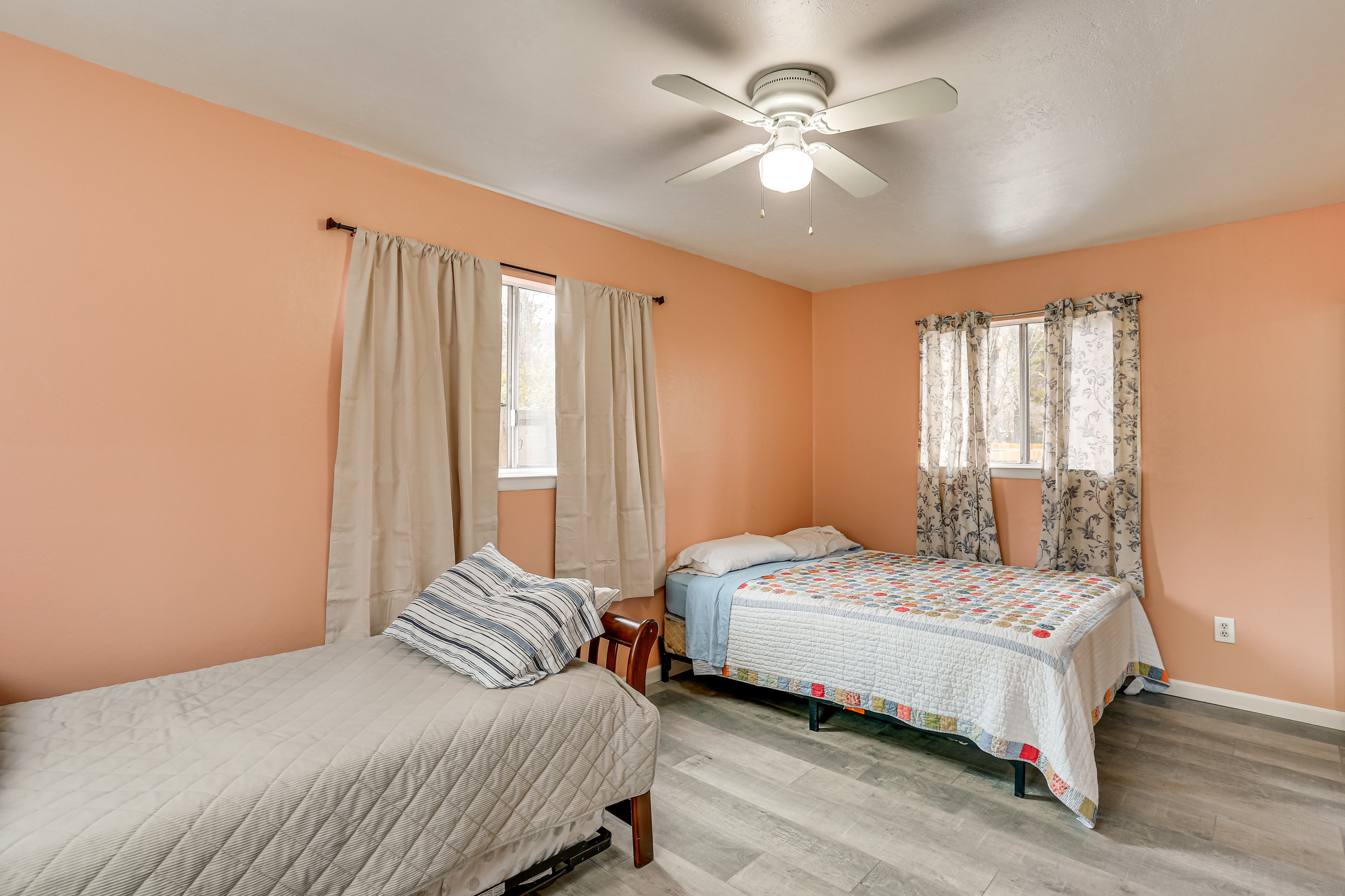 Bedroom 1 | Queen Bed | Twin Bed | 1st Floor