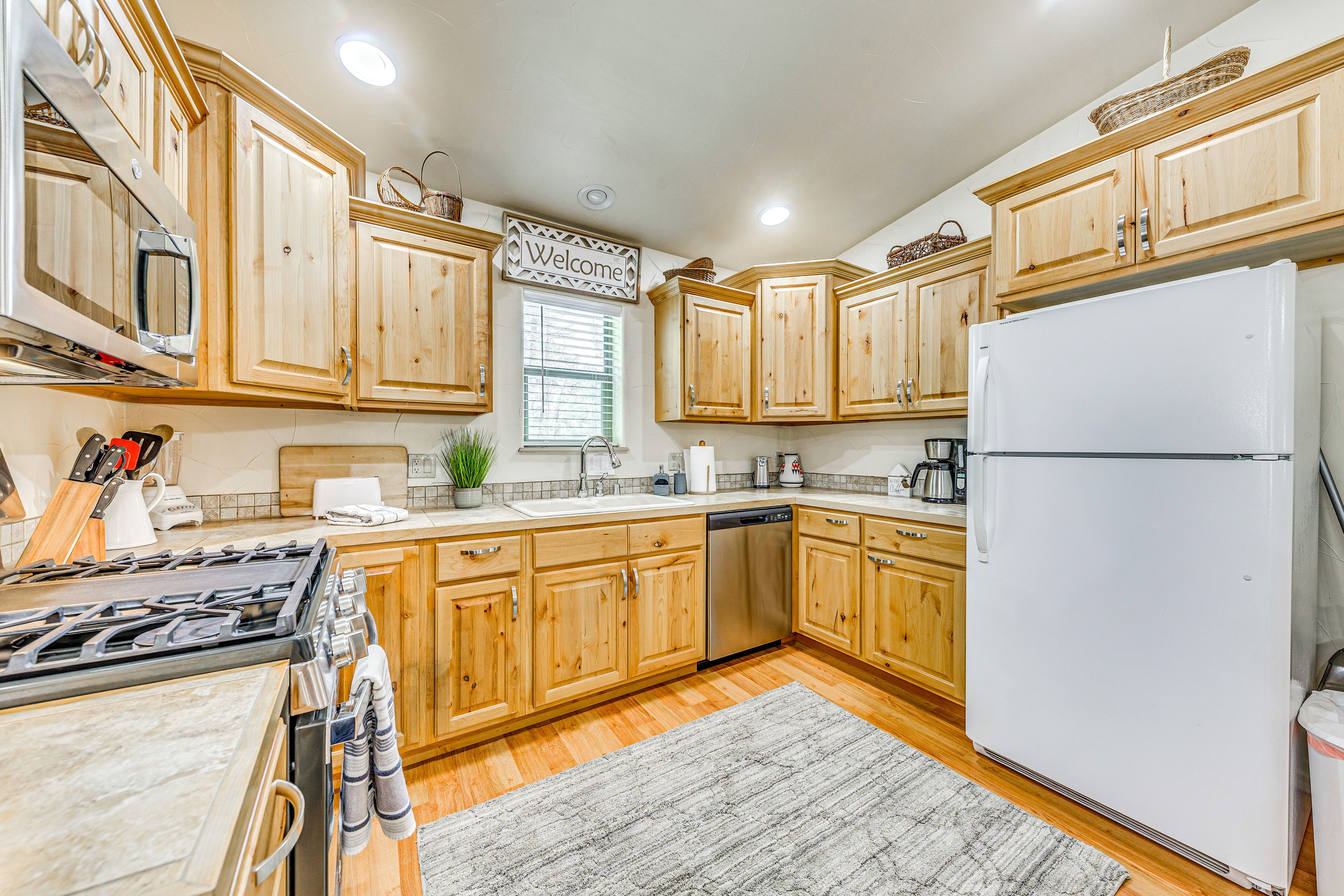 Kitchen | 2nd Floor