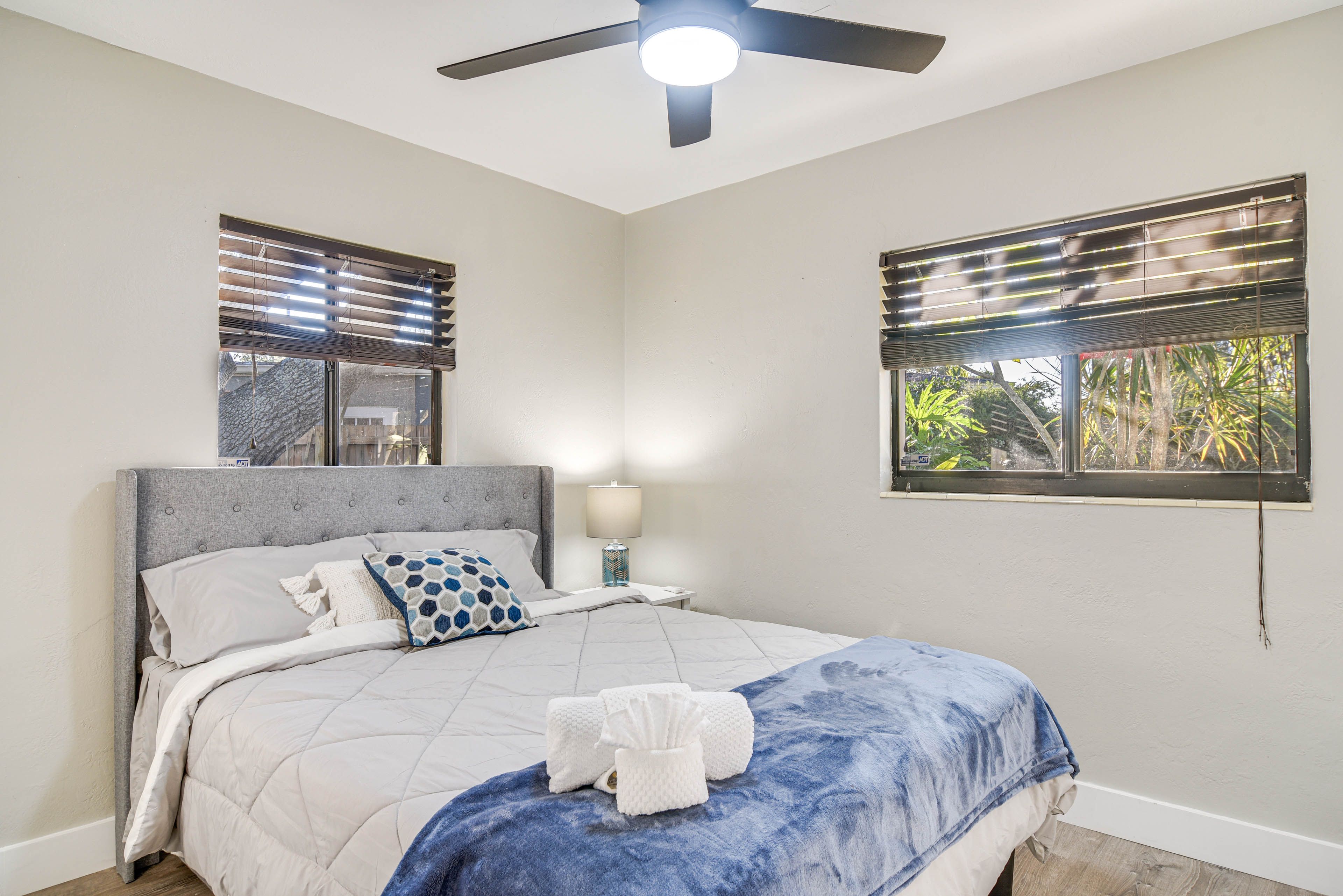Bedroom 2 | Queen Bed | Linens Provided