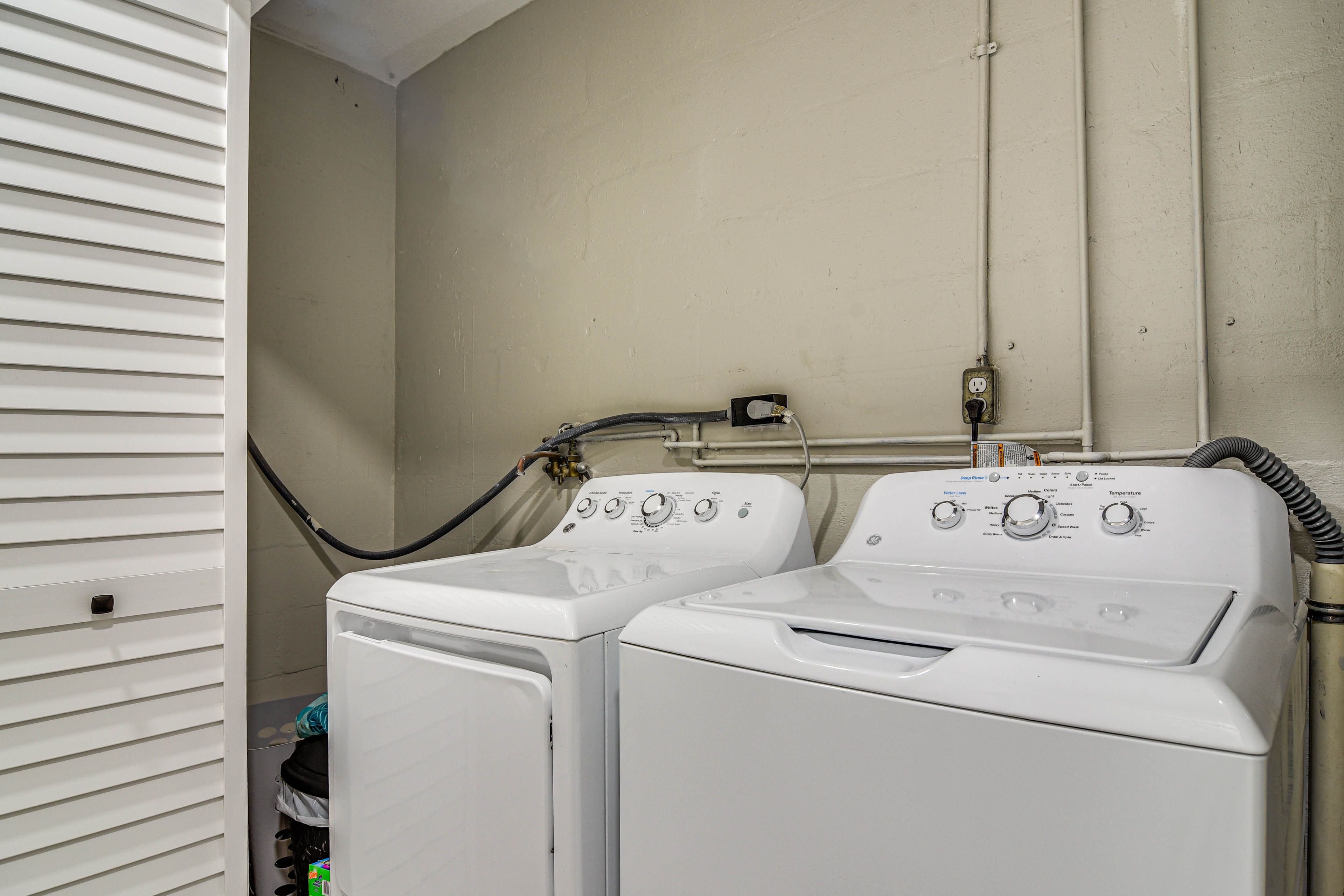 Washer & Dryer