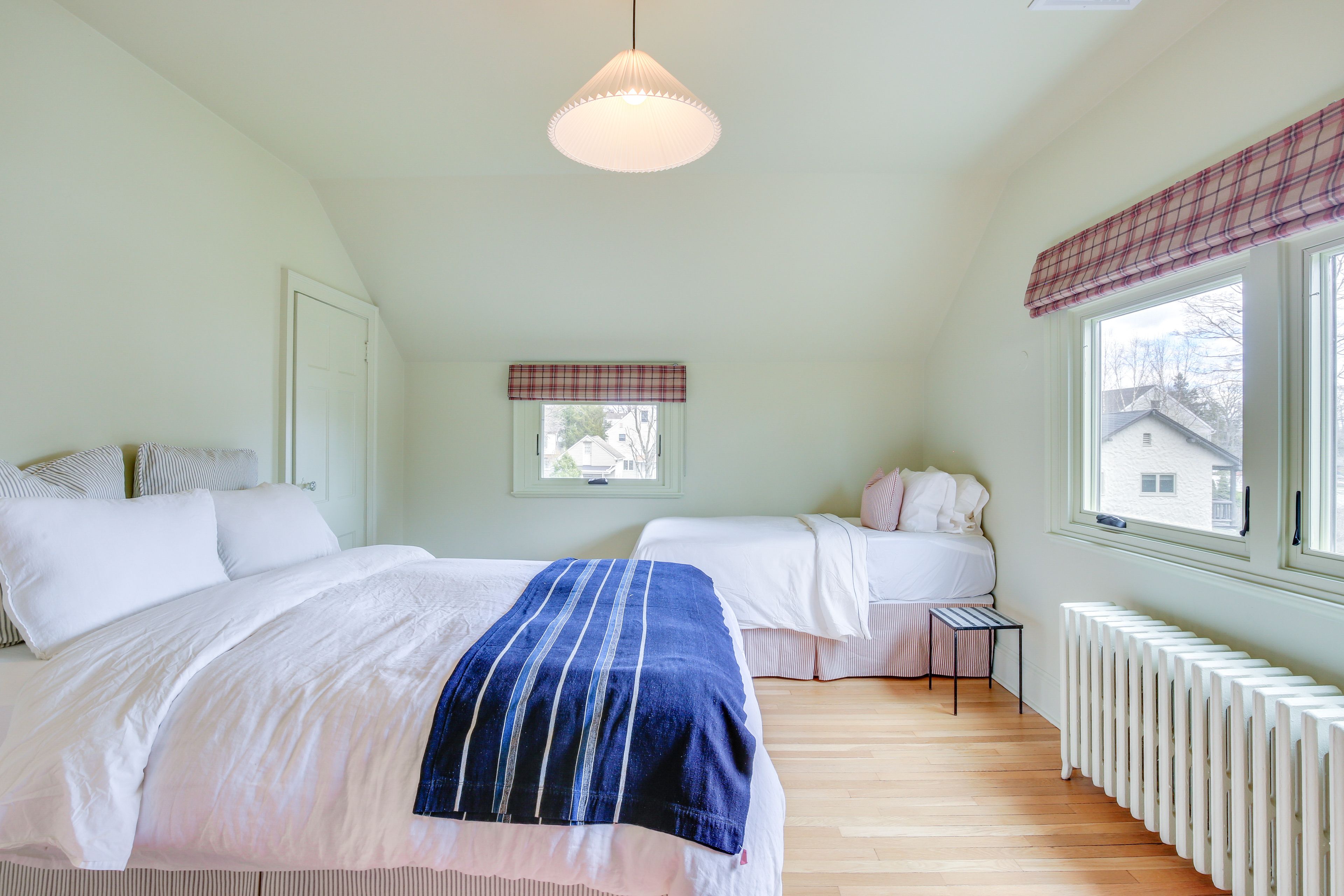 Bedroom 2 | Upper Level | Queen Bed | Twin Bed