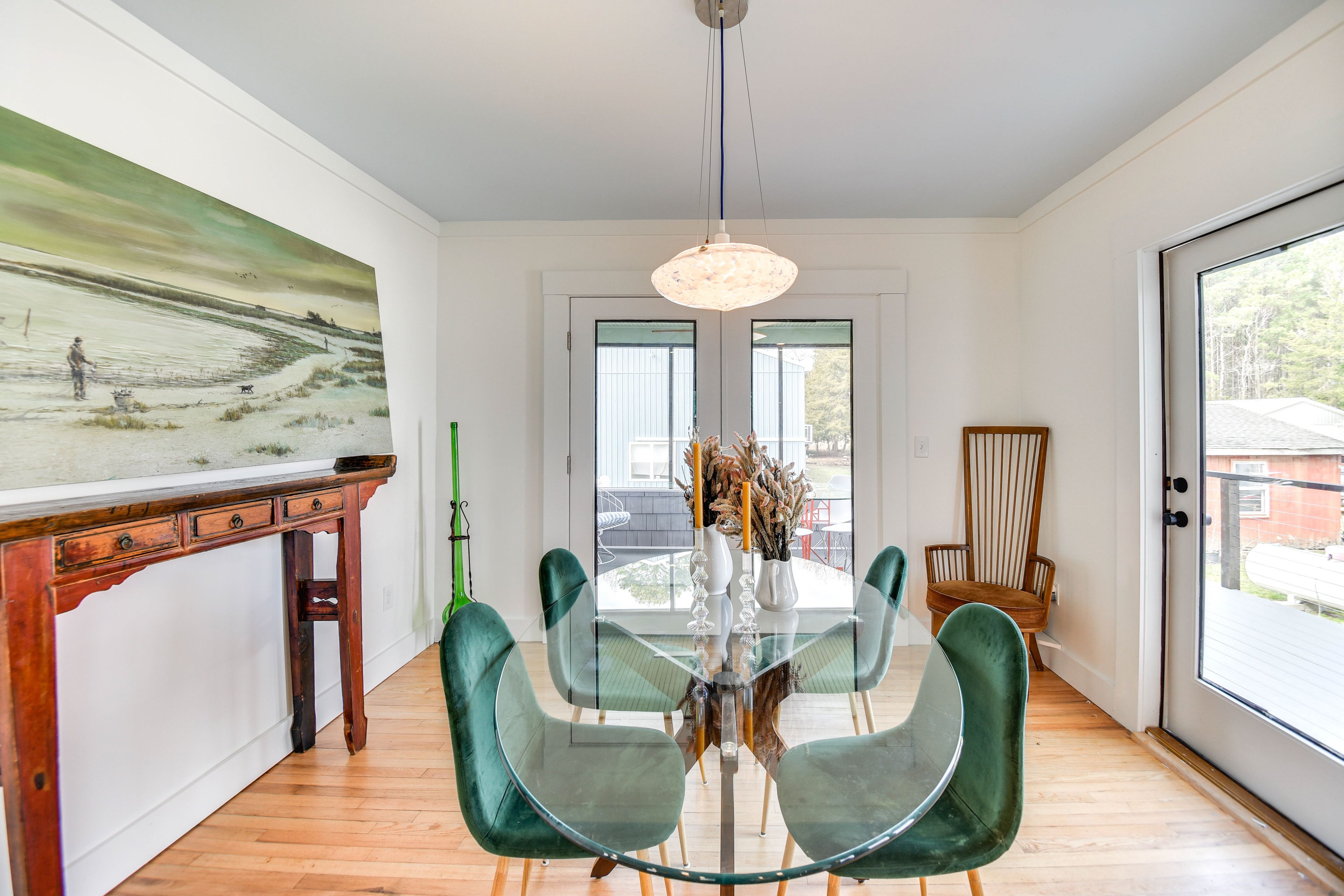 Dining Area | 1st Floor | Dining Table | Dishware/Flatware