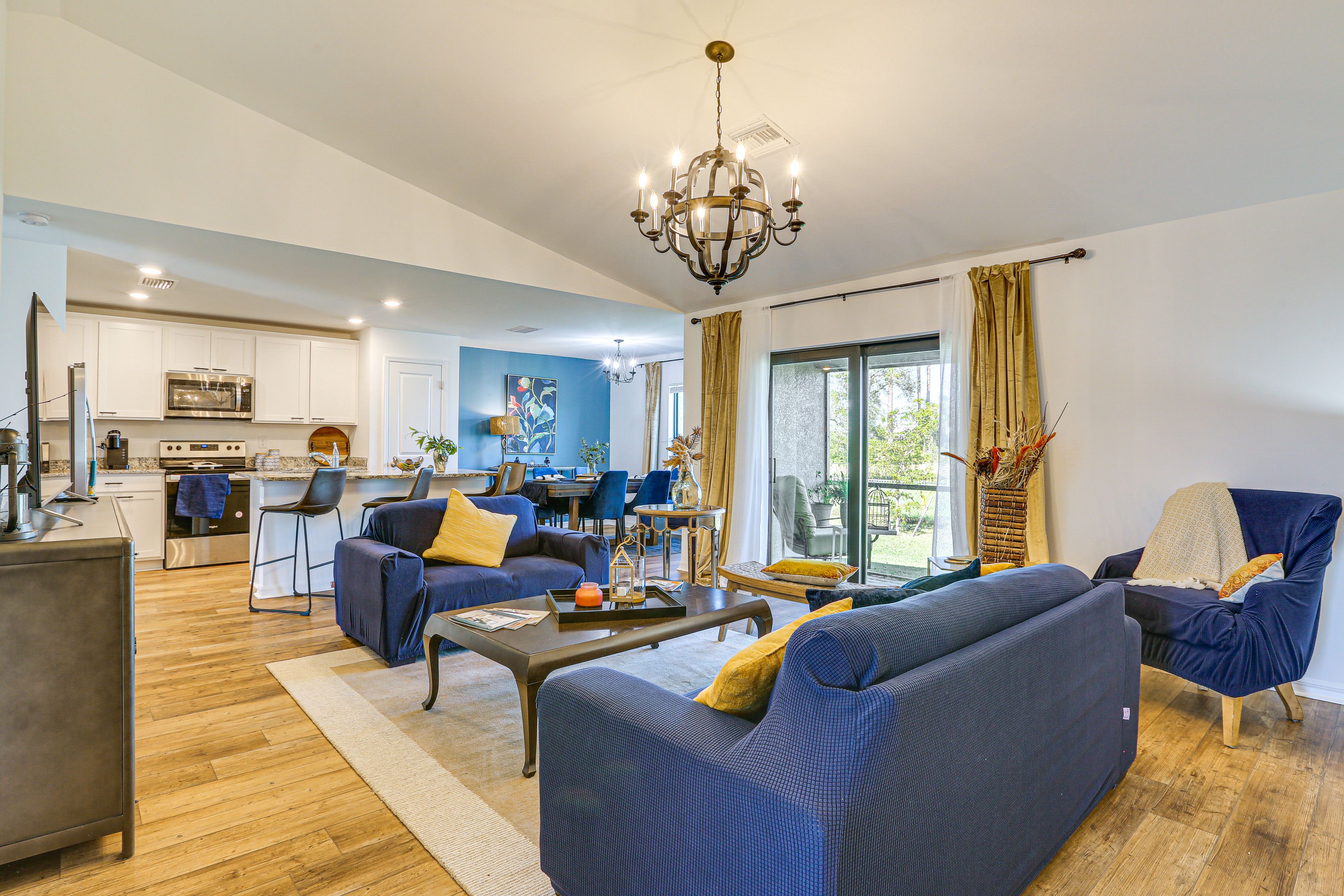 Fort Myers Vacation Rental | 2BR | 1BA | 1,300 Sq Ft | Small Step to Access