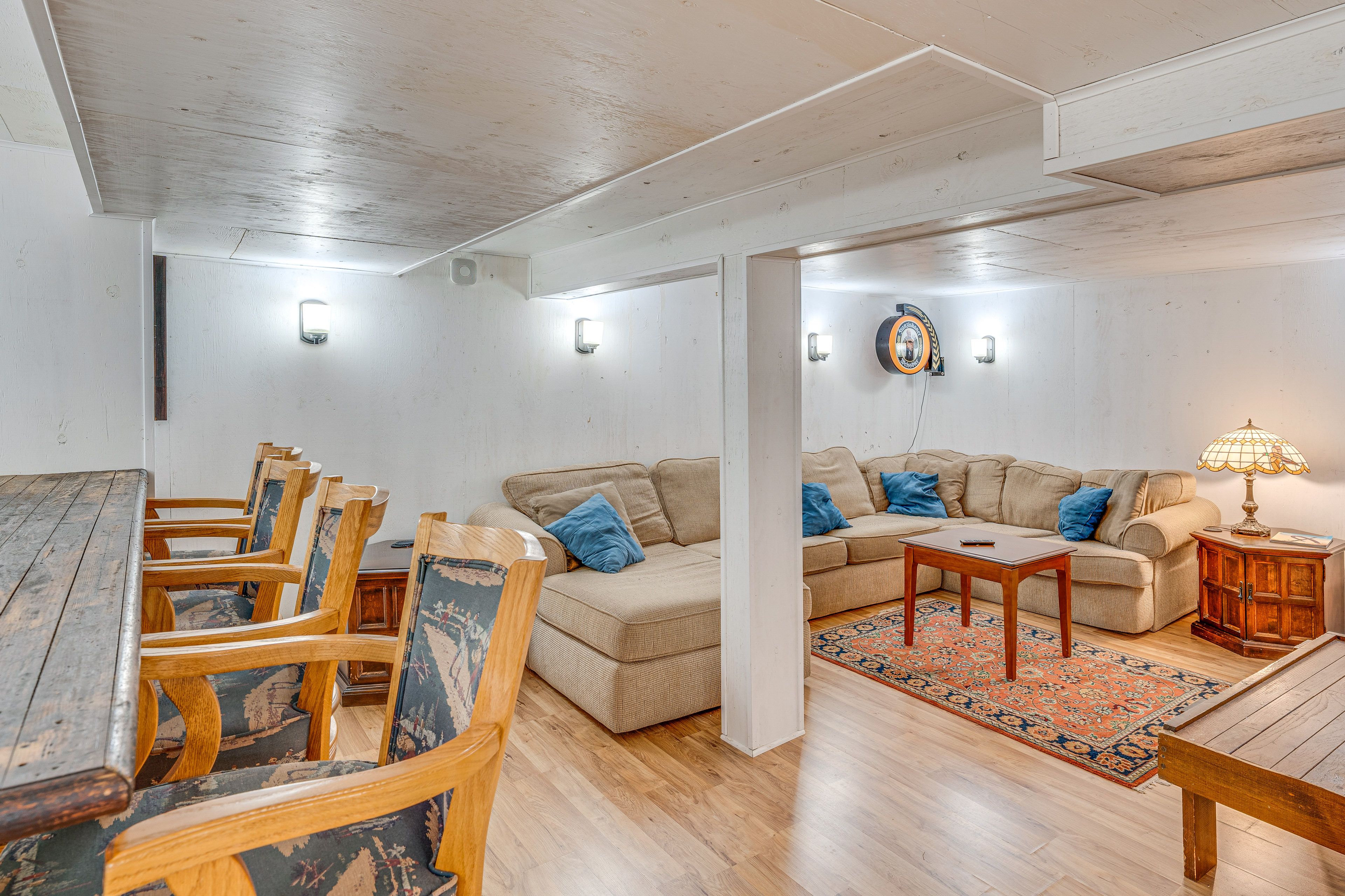Bonus Space | Basement | Wet Bar | Smart TV | Full Sleeper Sofa