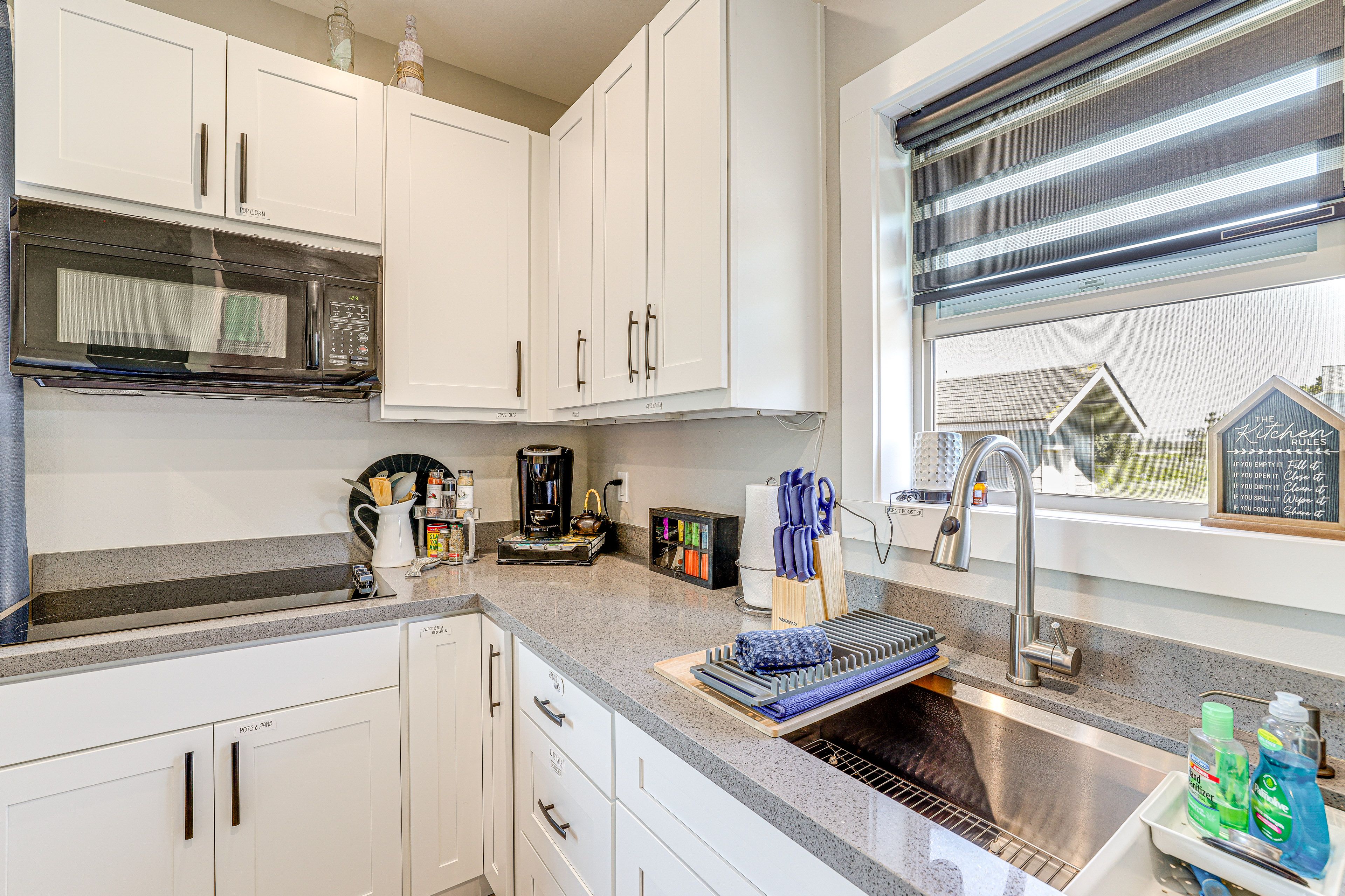 Studio | Kitchenette | Cooking Basics | Spices