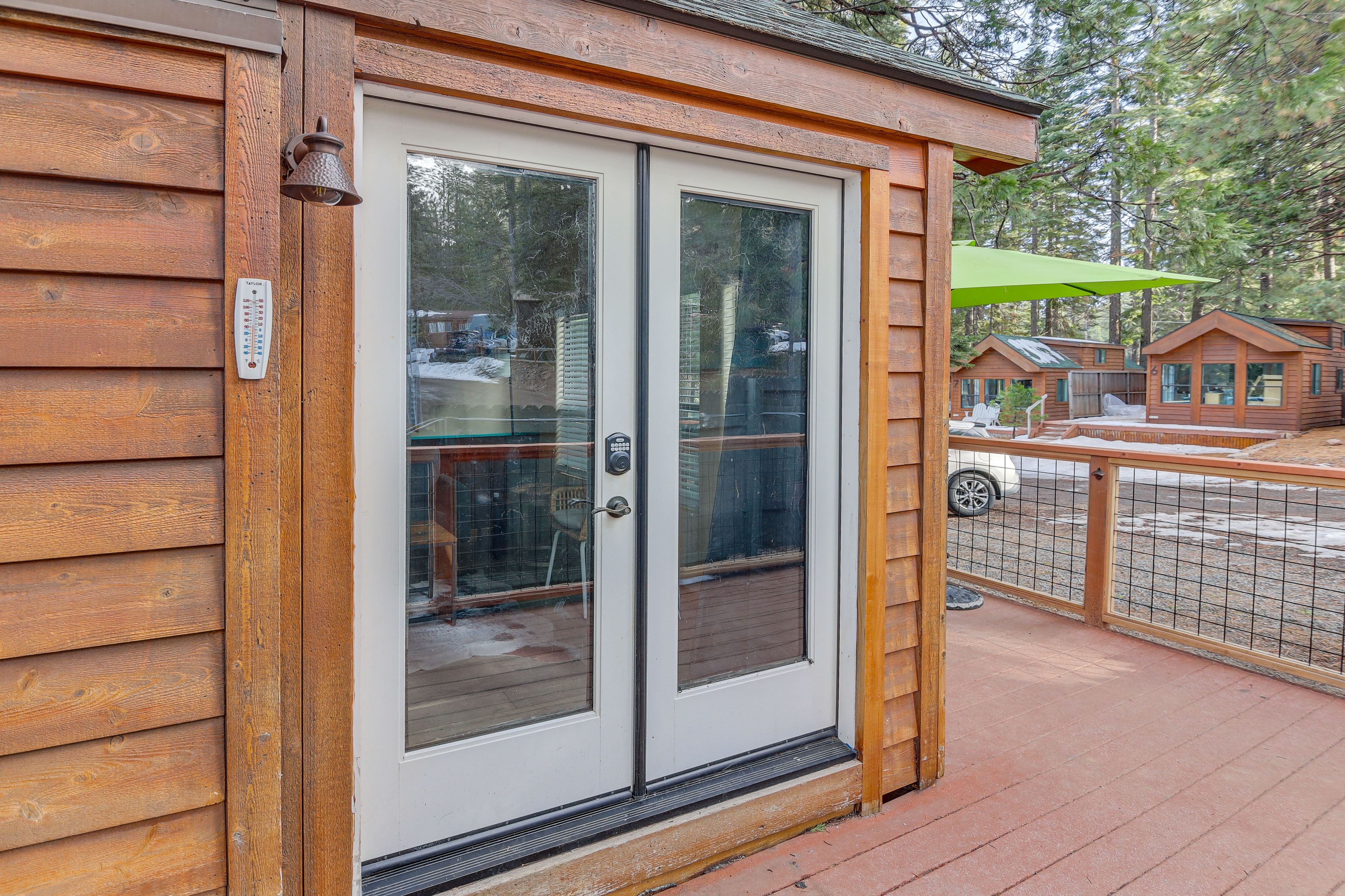 Cabin Exterior | Main Entrance | Keyless Entry