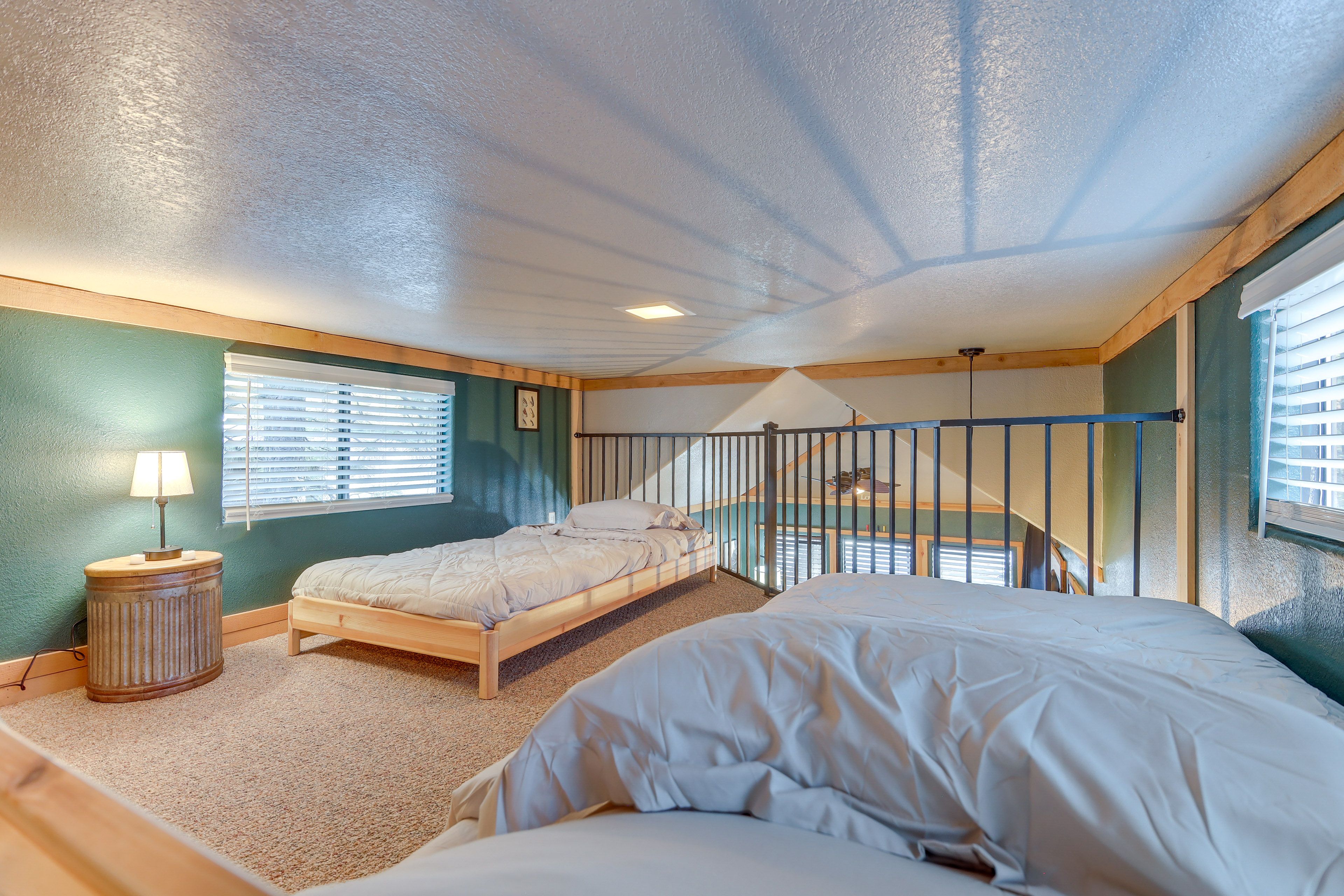 Loft | 2nd Floor | 2 Twin Beds
