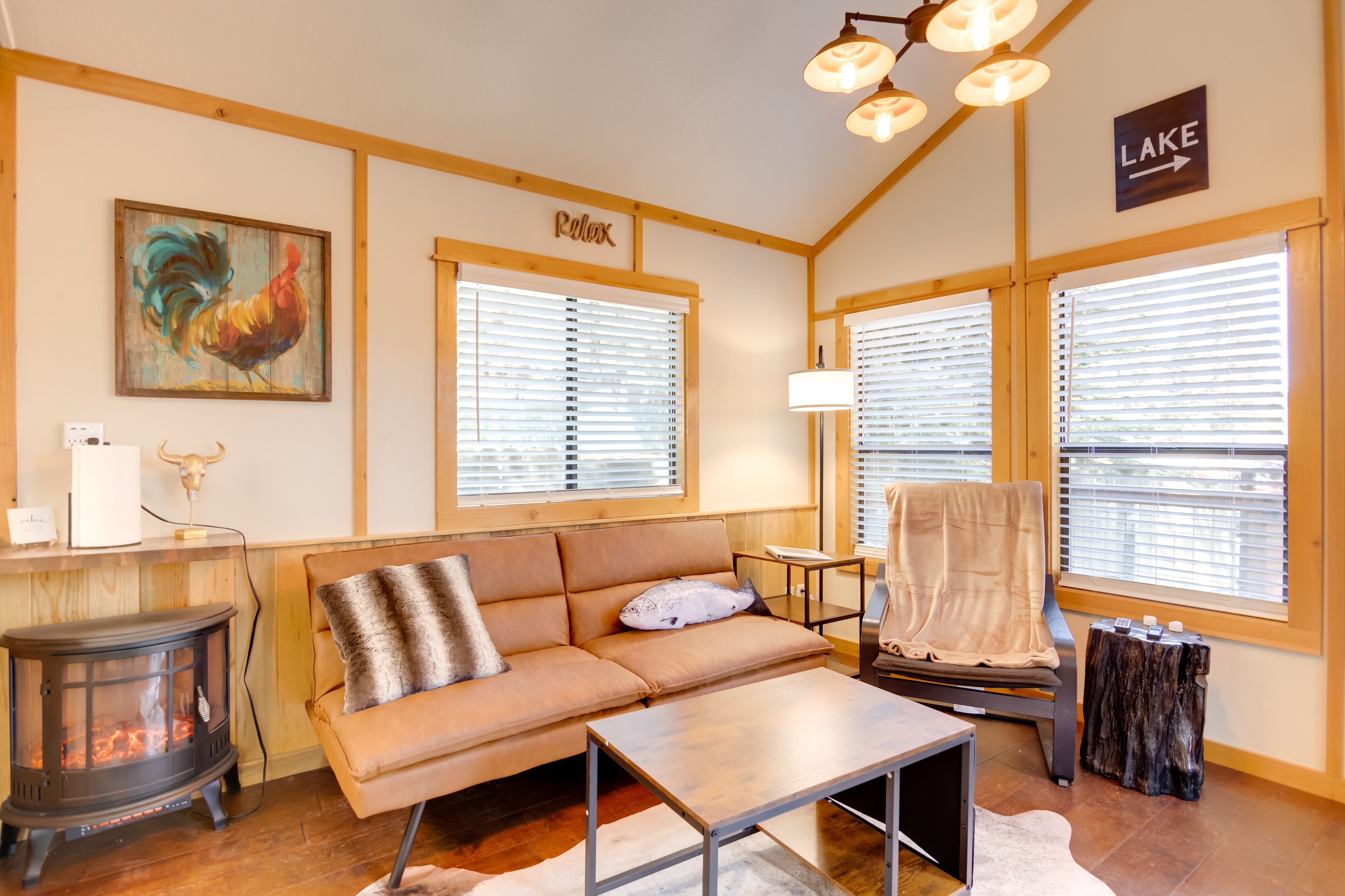 Living Room | Smart TV