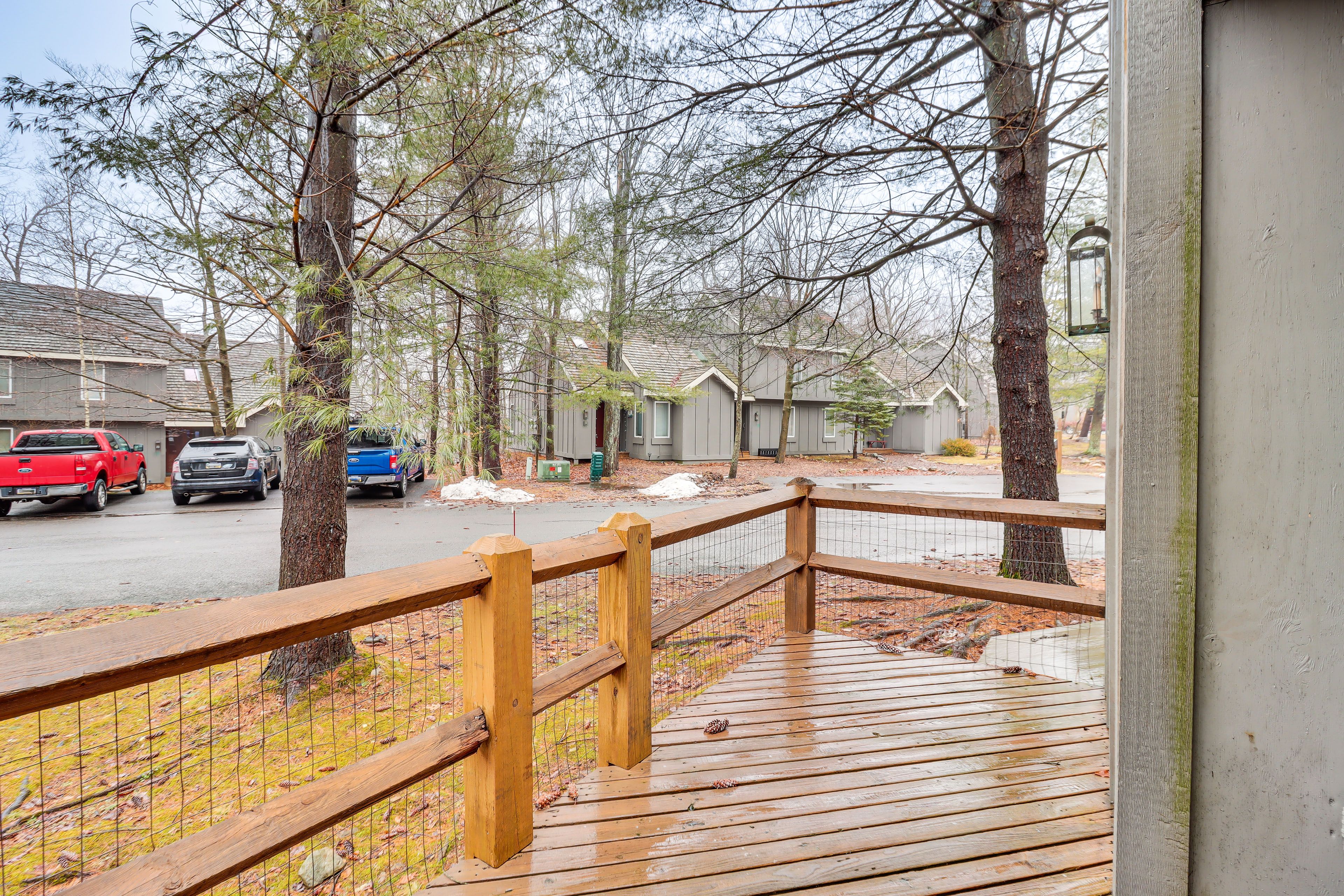 Private Deck