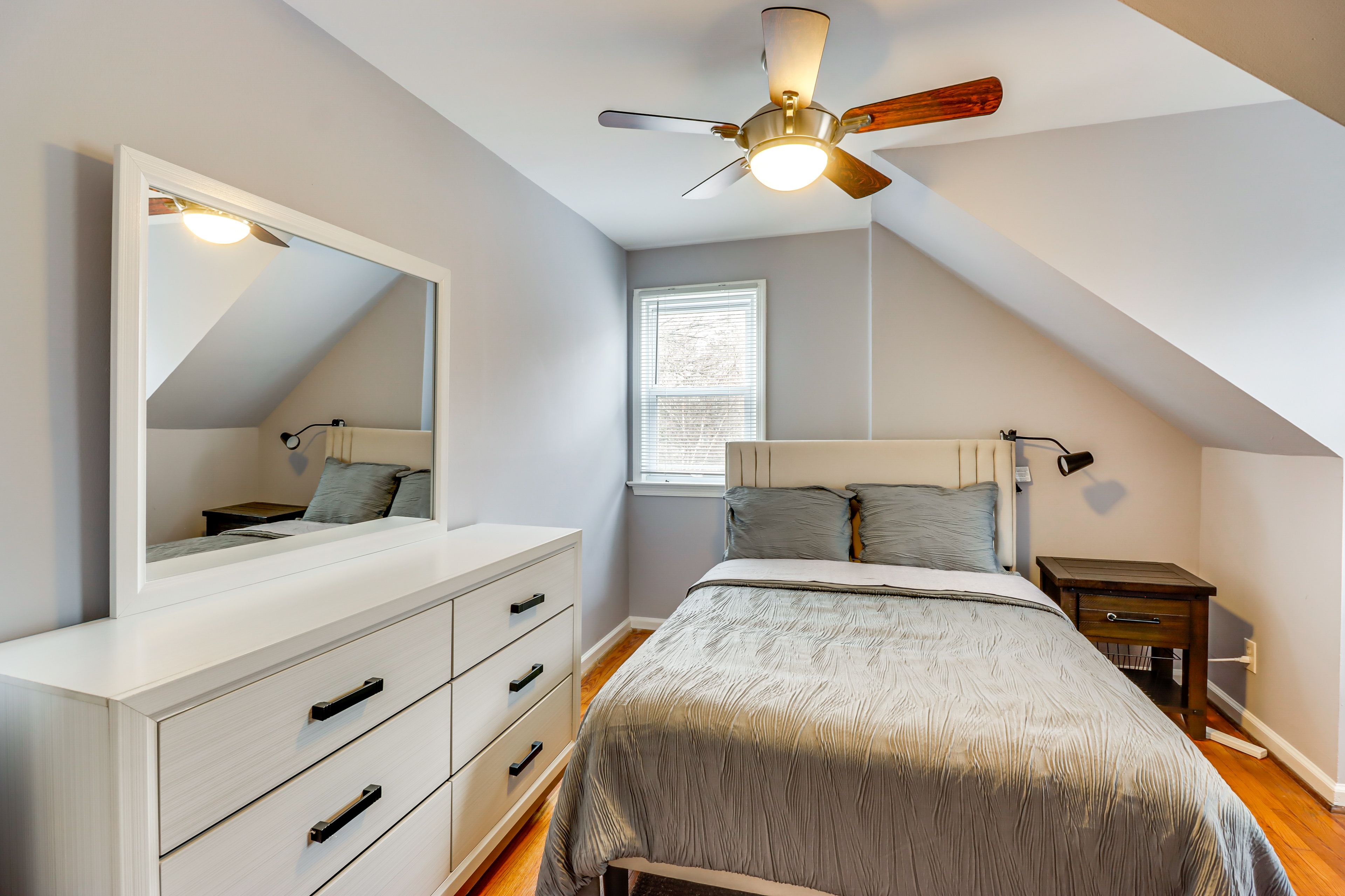Bedroom 4 | Full Bed | 2nd Floor