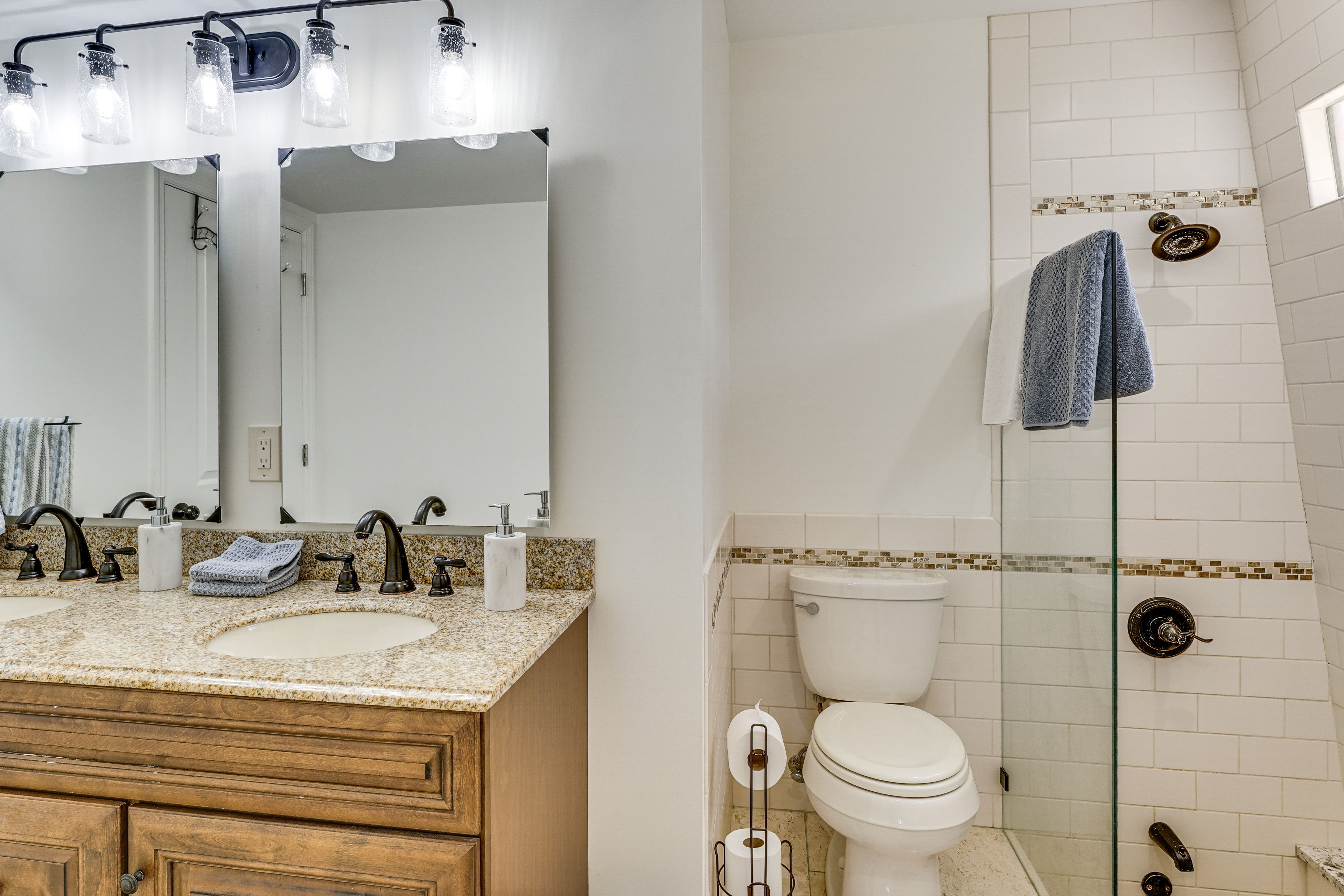 En-Suite Bathroom