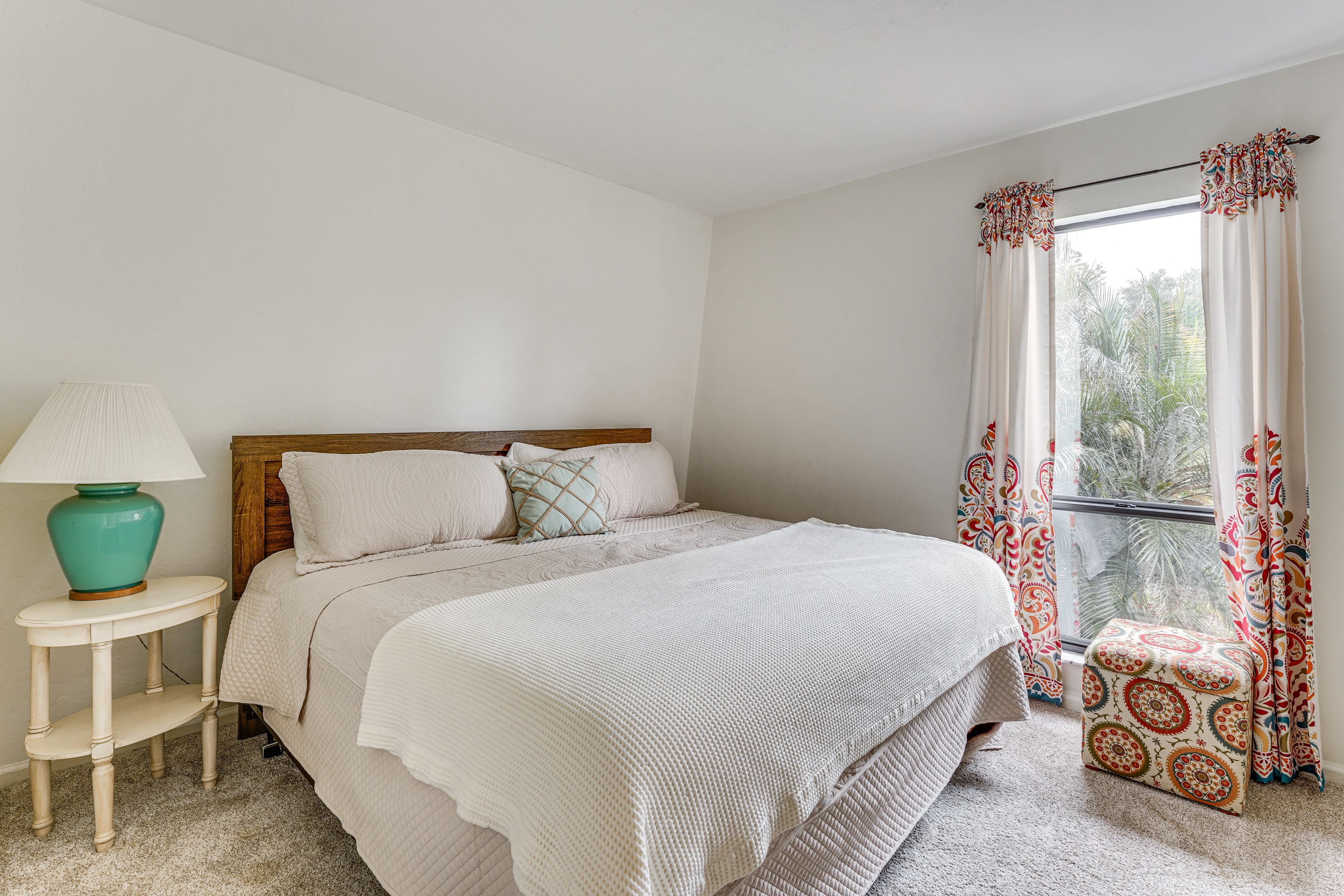 Bedroom 2 | King Bed