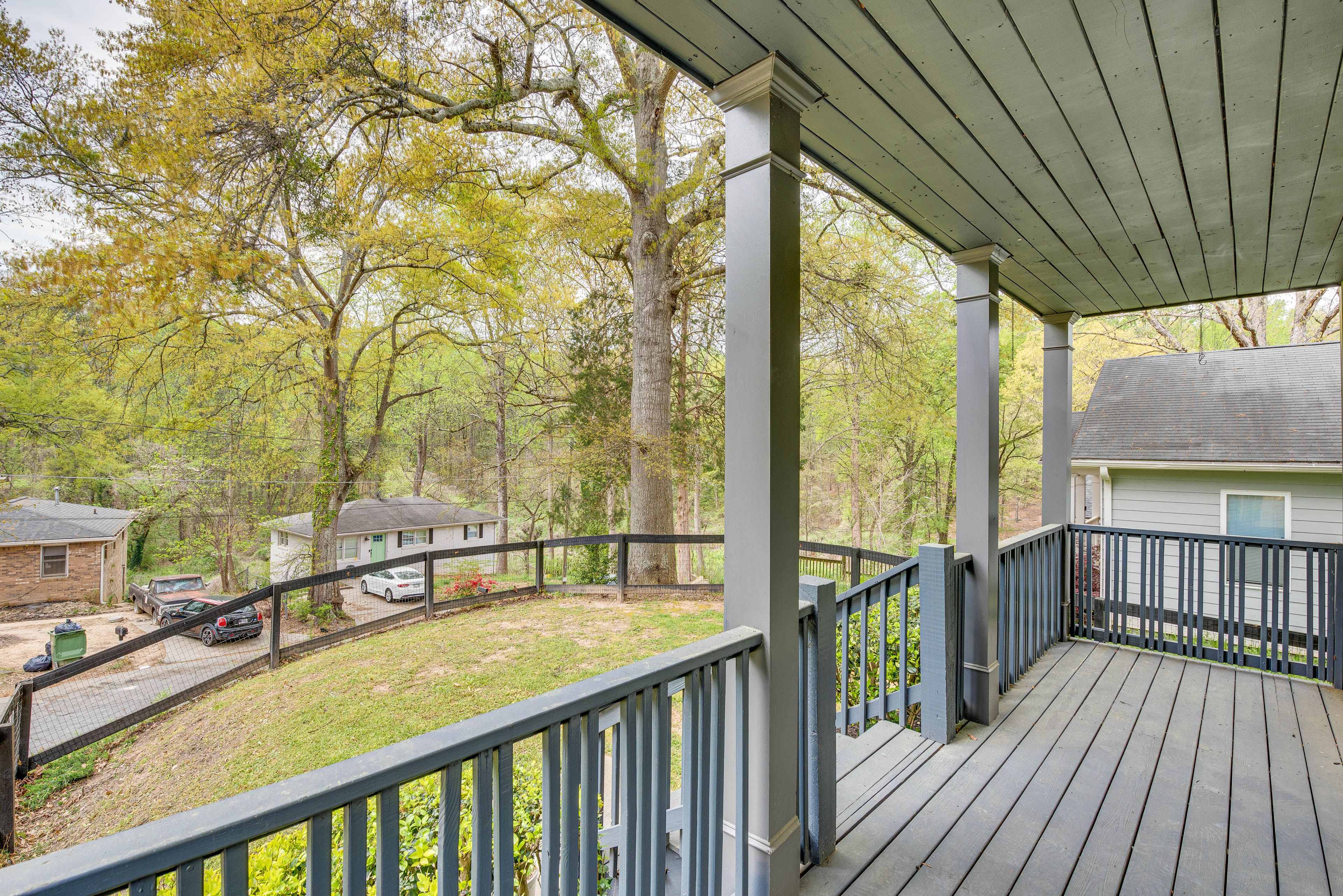 Front Porch | Fully Fenced Front Yard