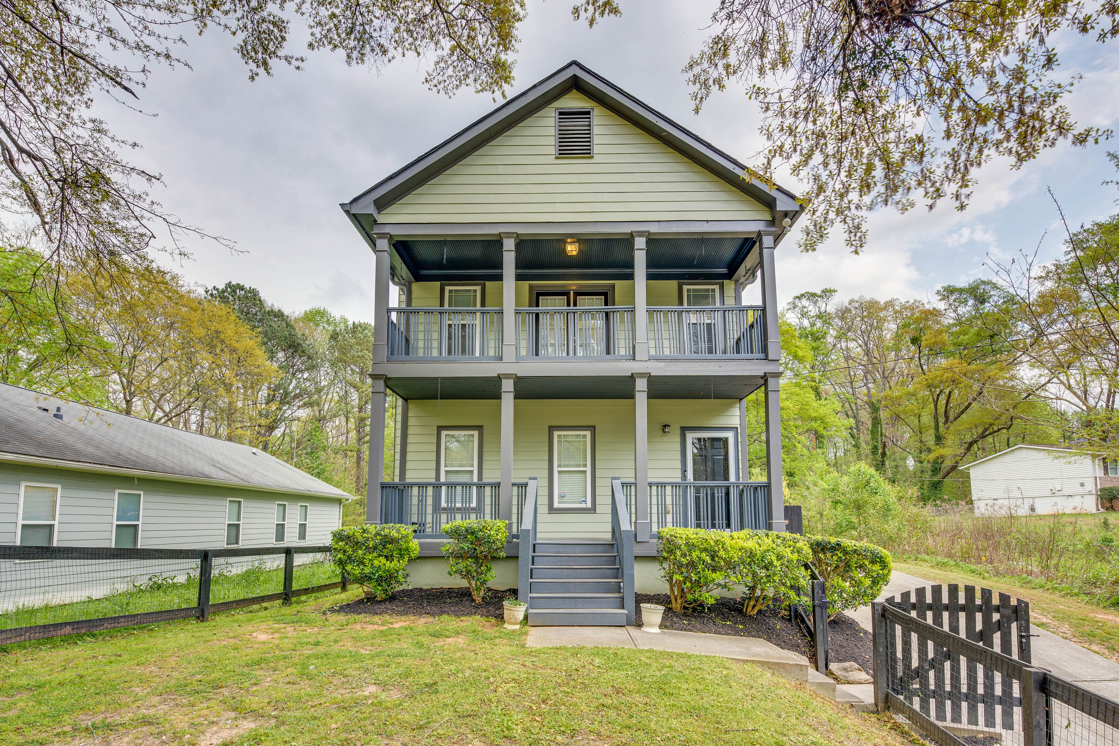Home Exterior | 2-Story Home