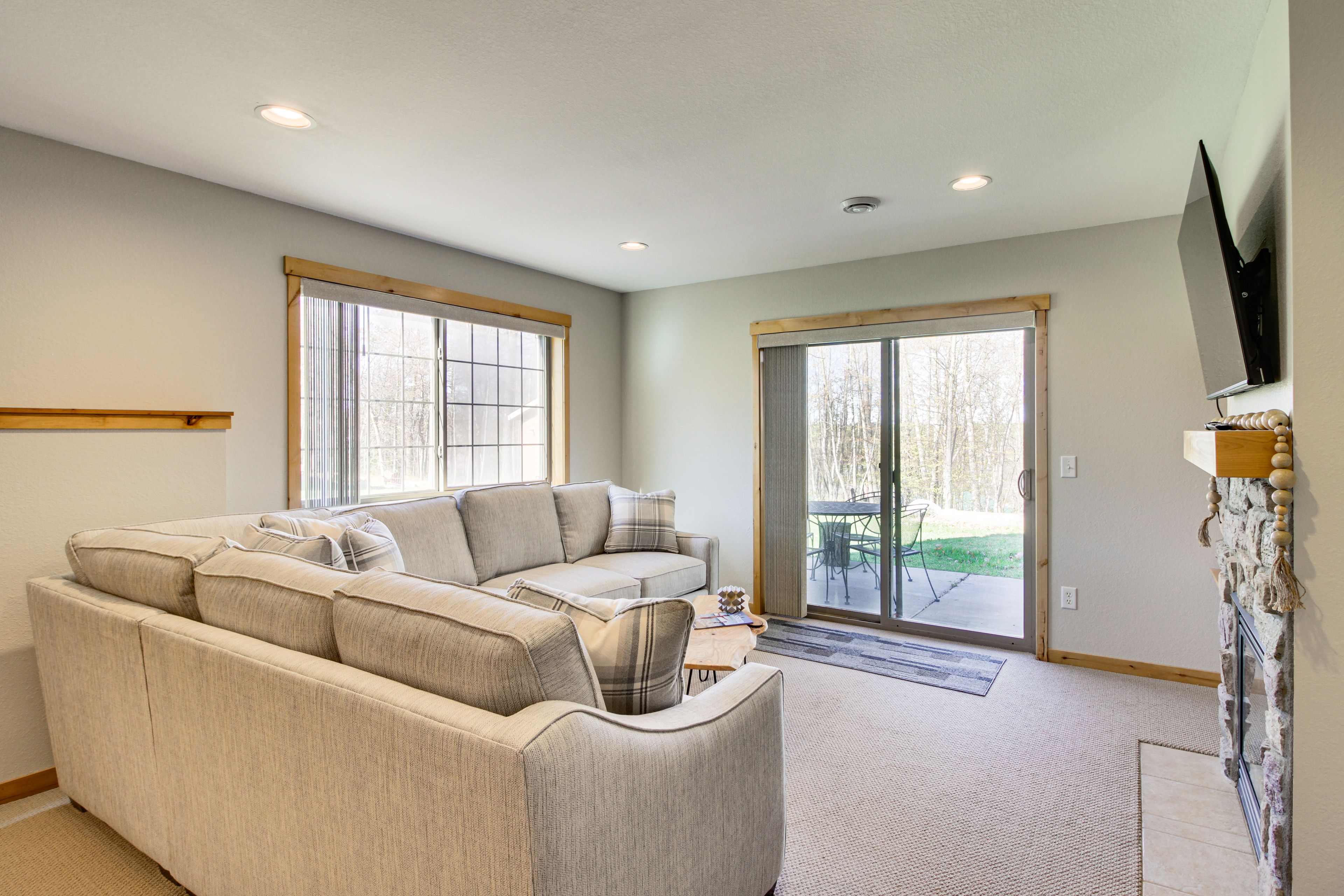 Living Room | Central Heating & A/C | Lower Level | Queen Sleeper Sofa