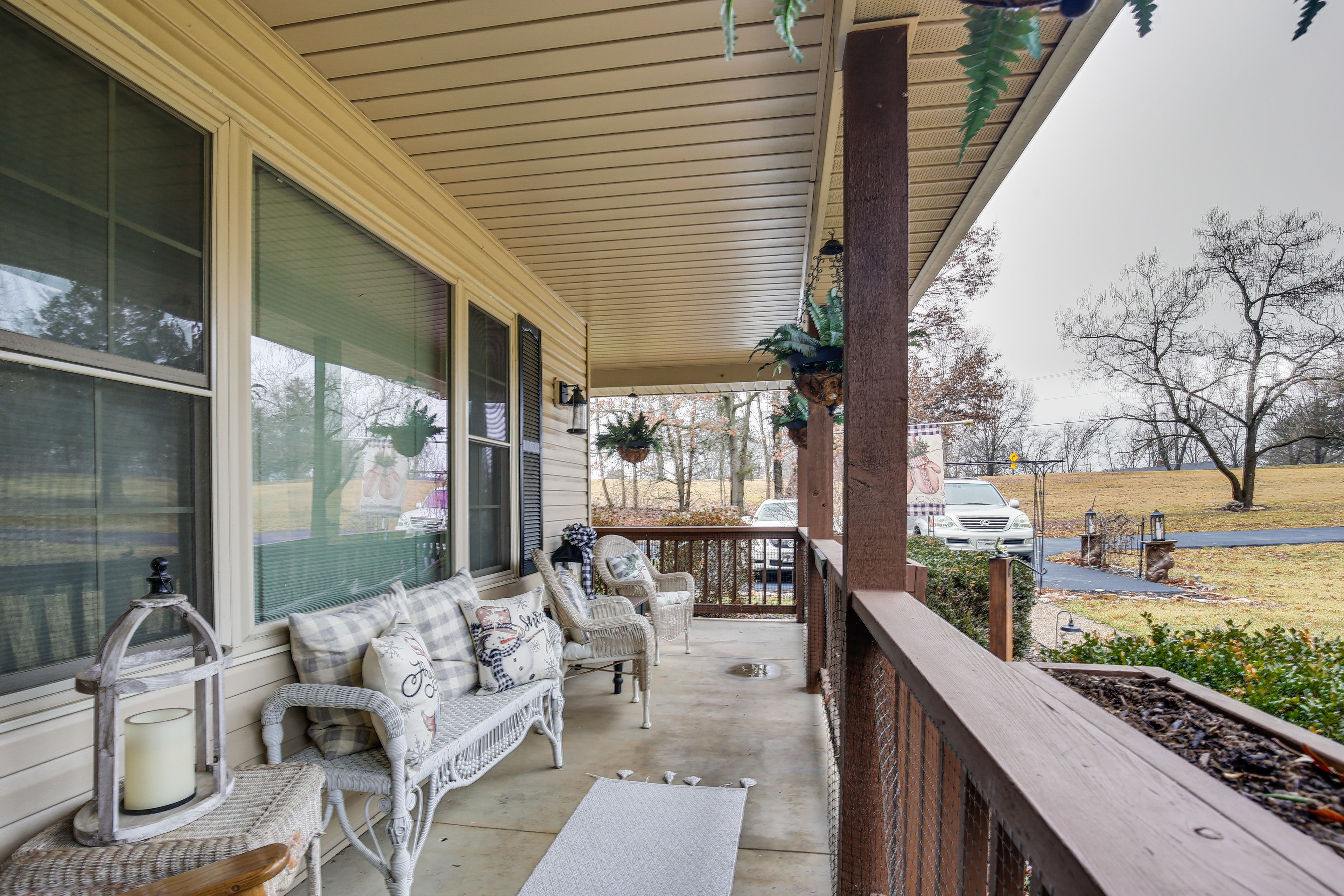 Shared Front Porch