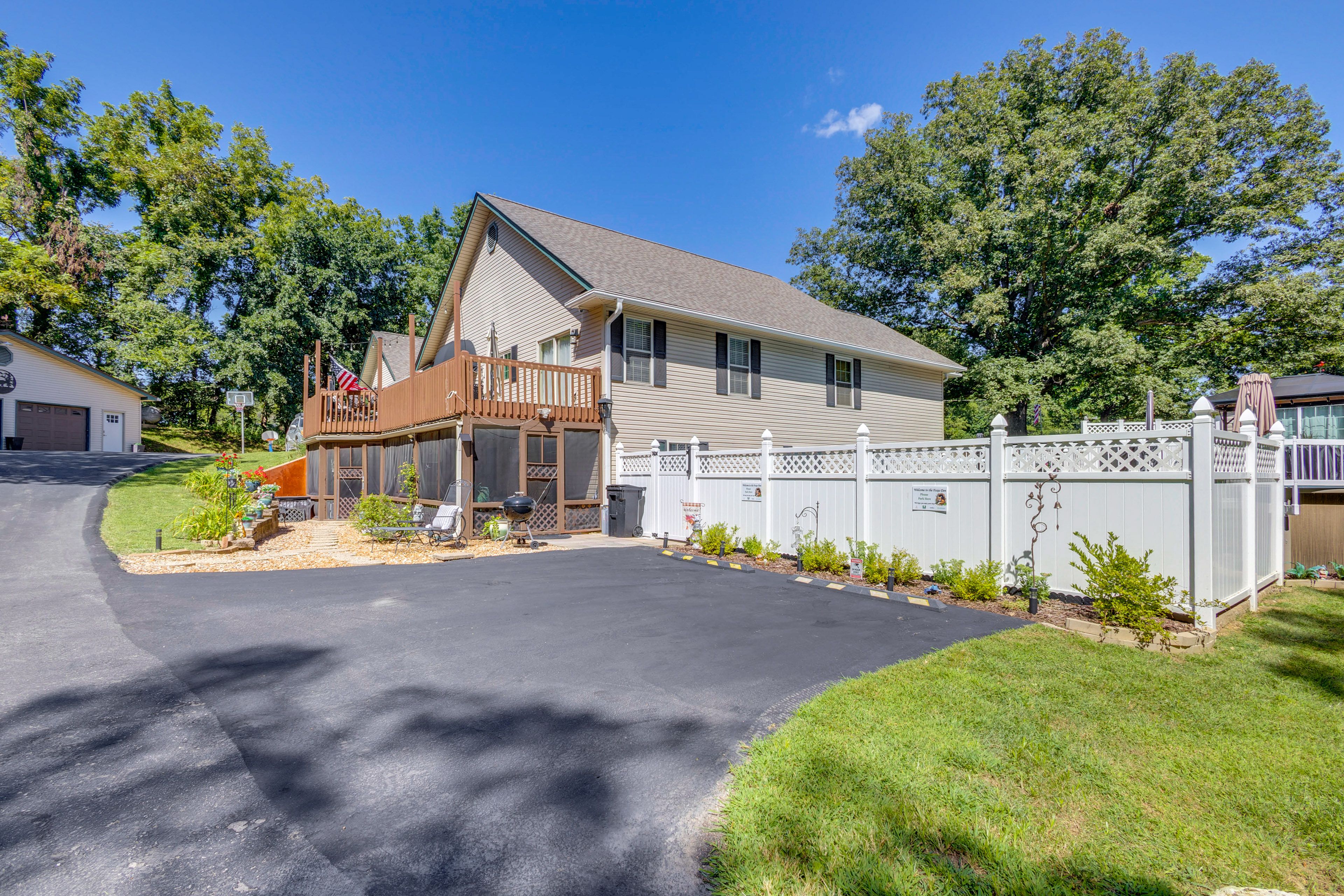 Parking | Driveway (2 Vehicles) | RV/Trailer Parking Allowed On-Site