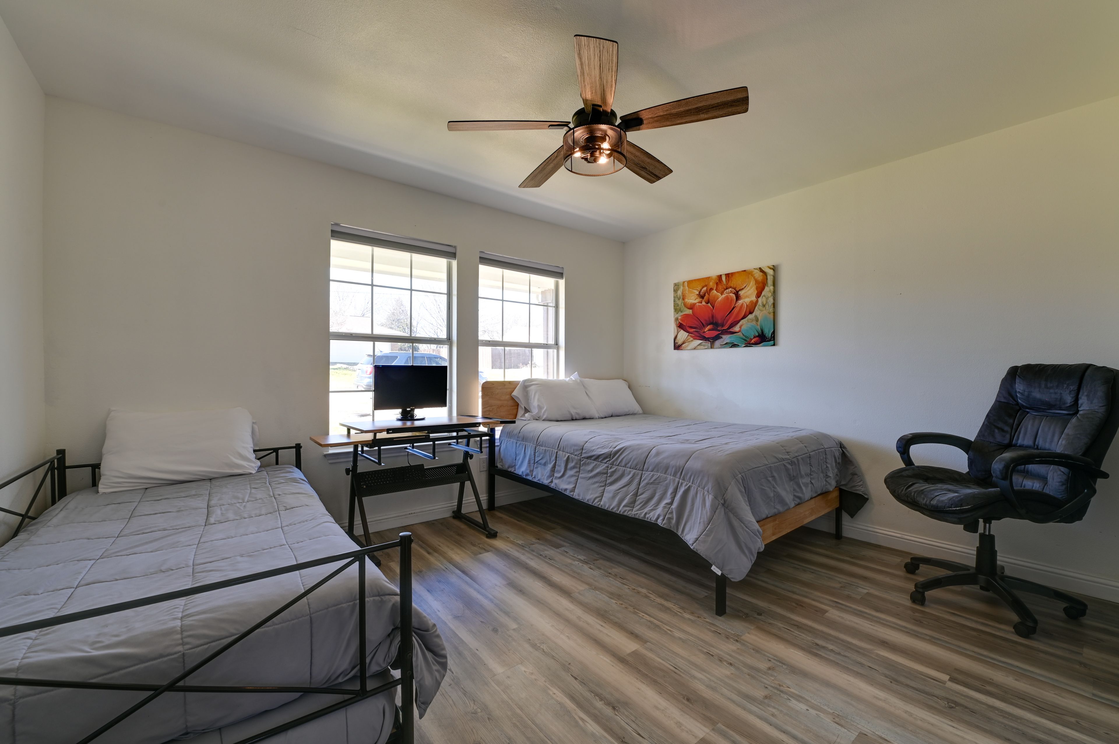 Bedroom 2 | Queen Bed | Twin Bed w/ Twin Trundle | Laptop-Friendly Workspace