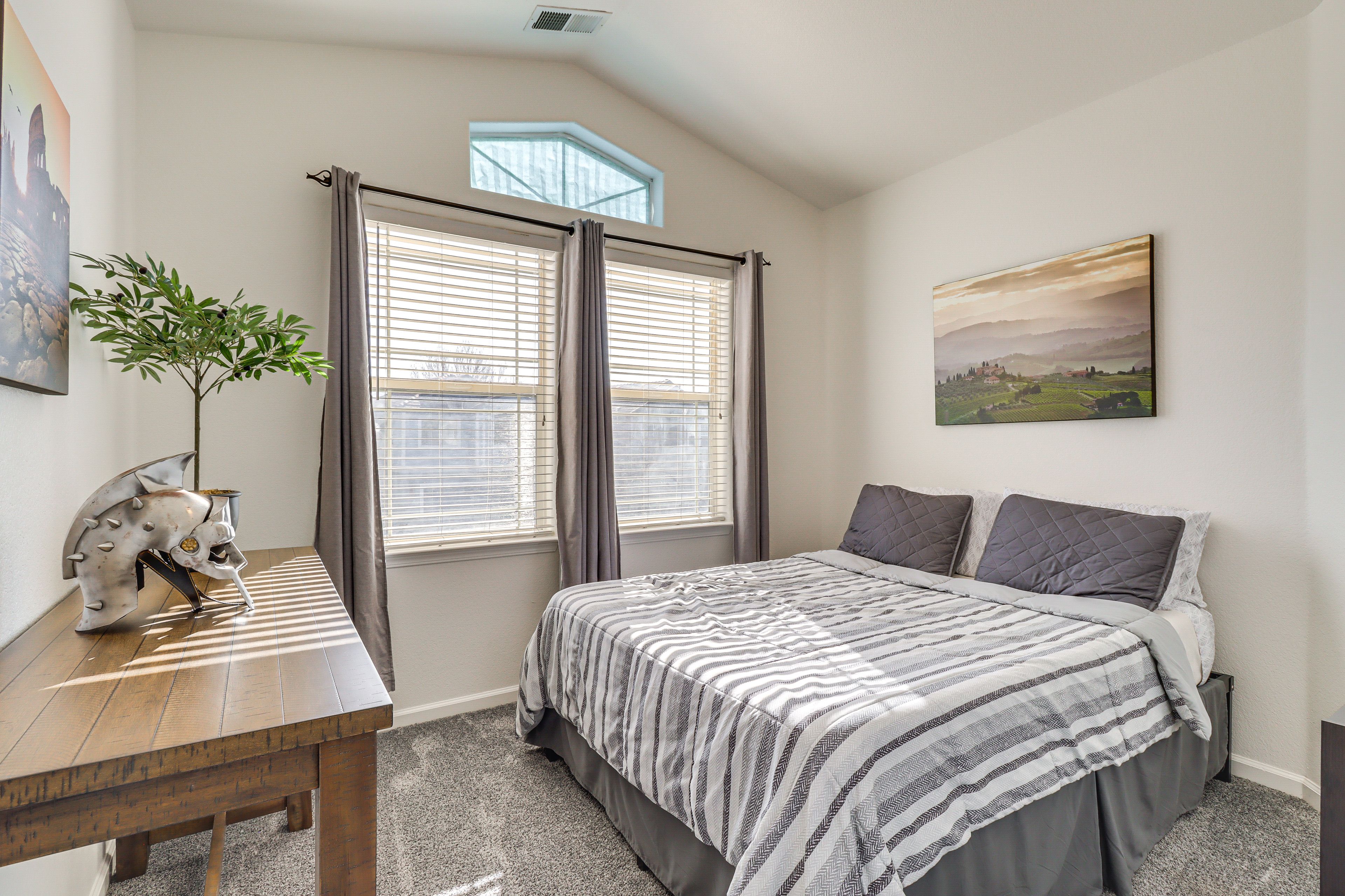 Bedroom 3 | 2nd Floor | Queen Bed | Smart TV