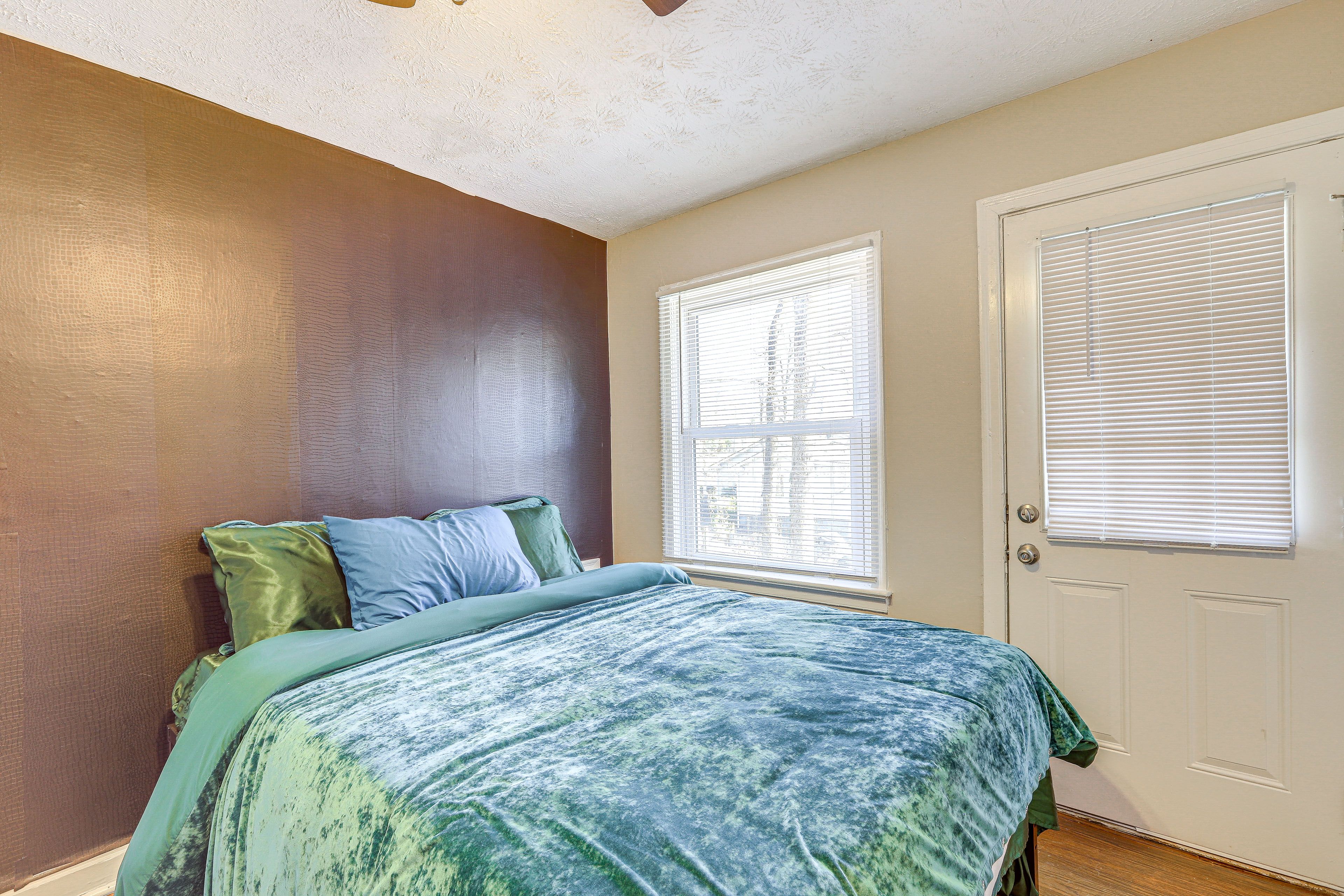 Bedroom 2 | Queen Bed | Laptop-Friendly Workspace | Ceiling Fans