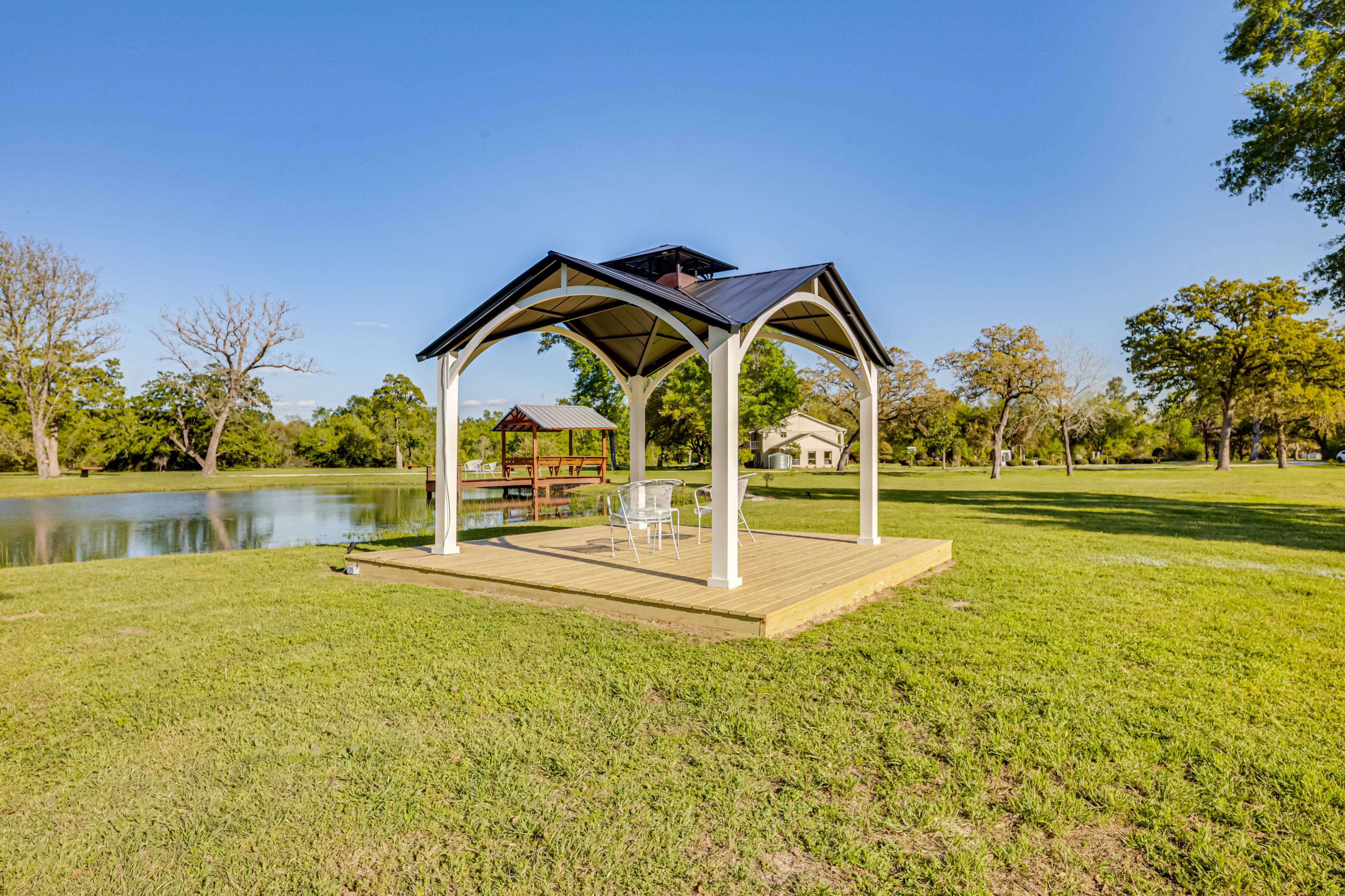 Gazebo | Outdoor Seating
