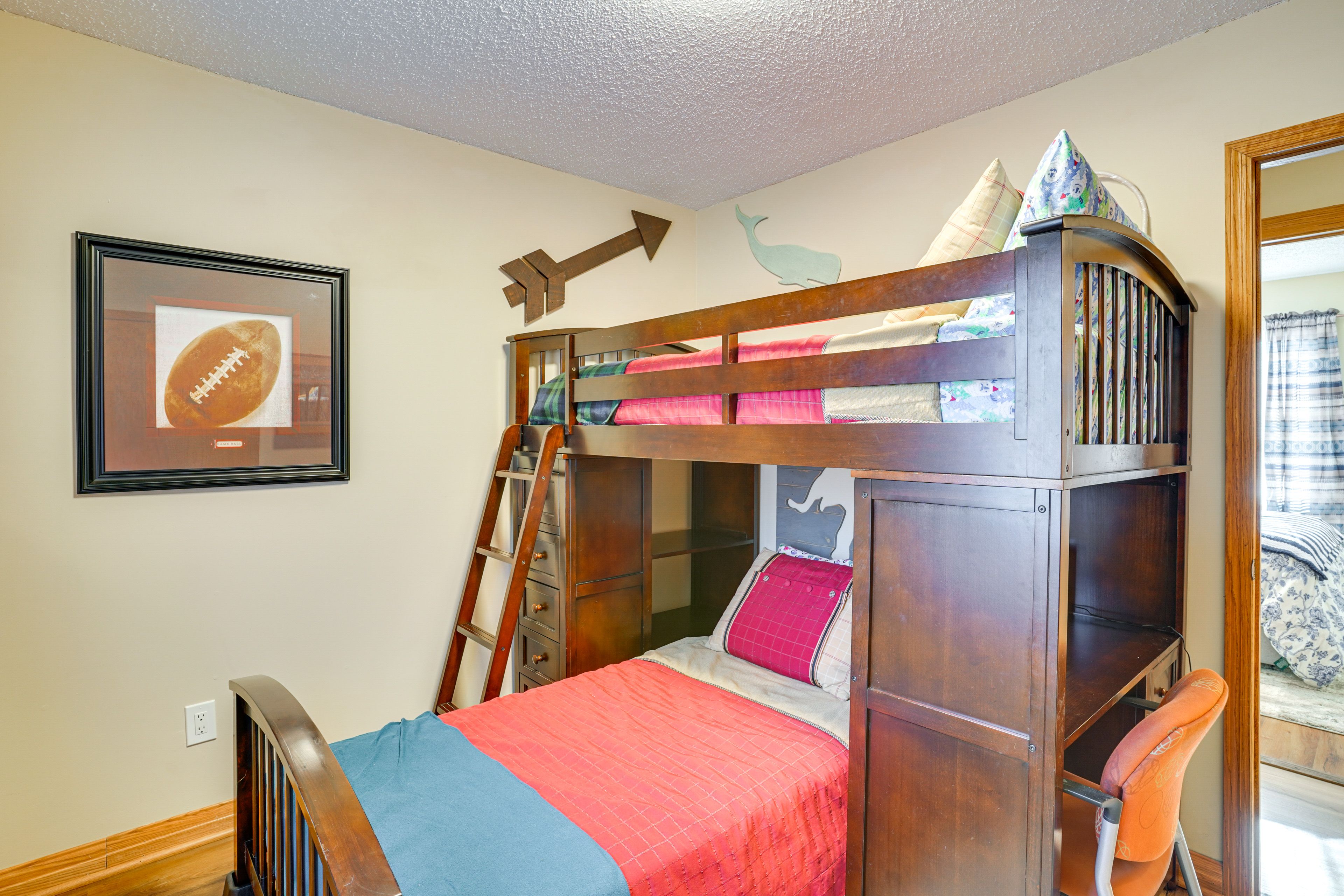 Bedroom 2 | Twin Bed | Lofted Twin Bed | Upper Level