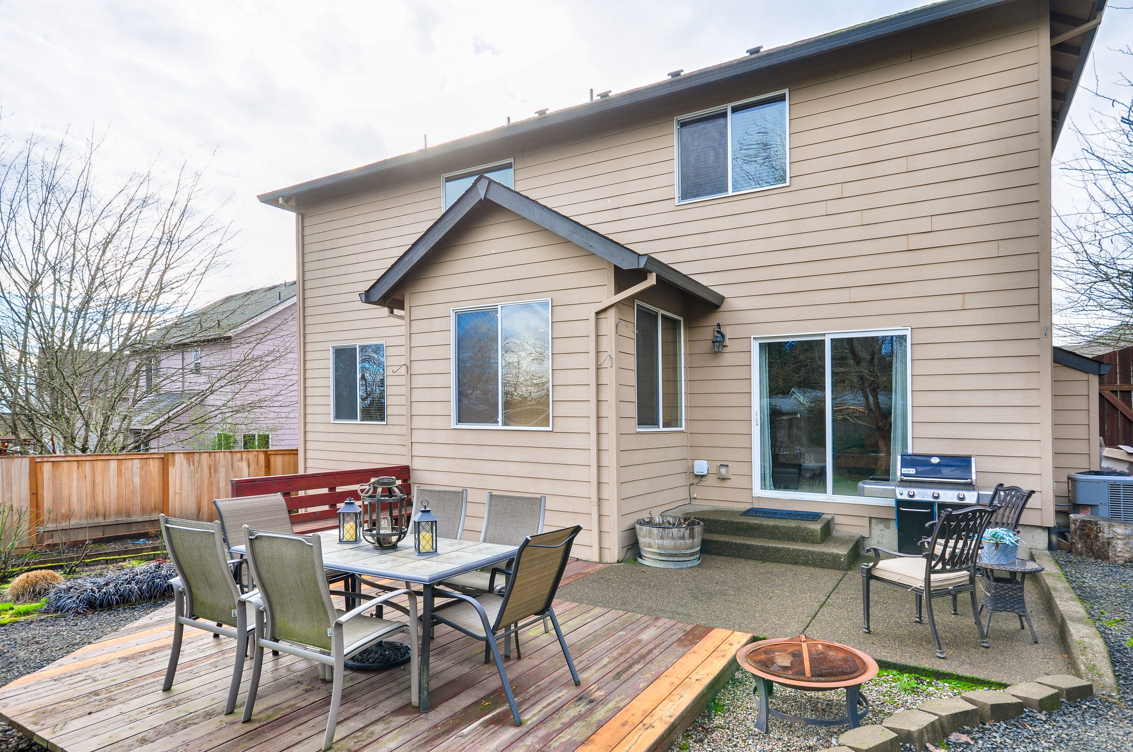 Private Yard | Outdoor Dining Area | Charcoal Grill | Fire Pit