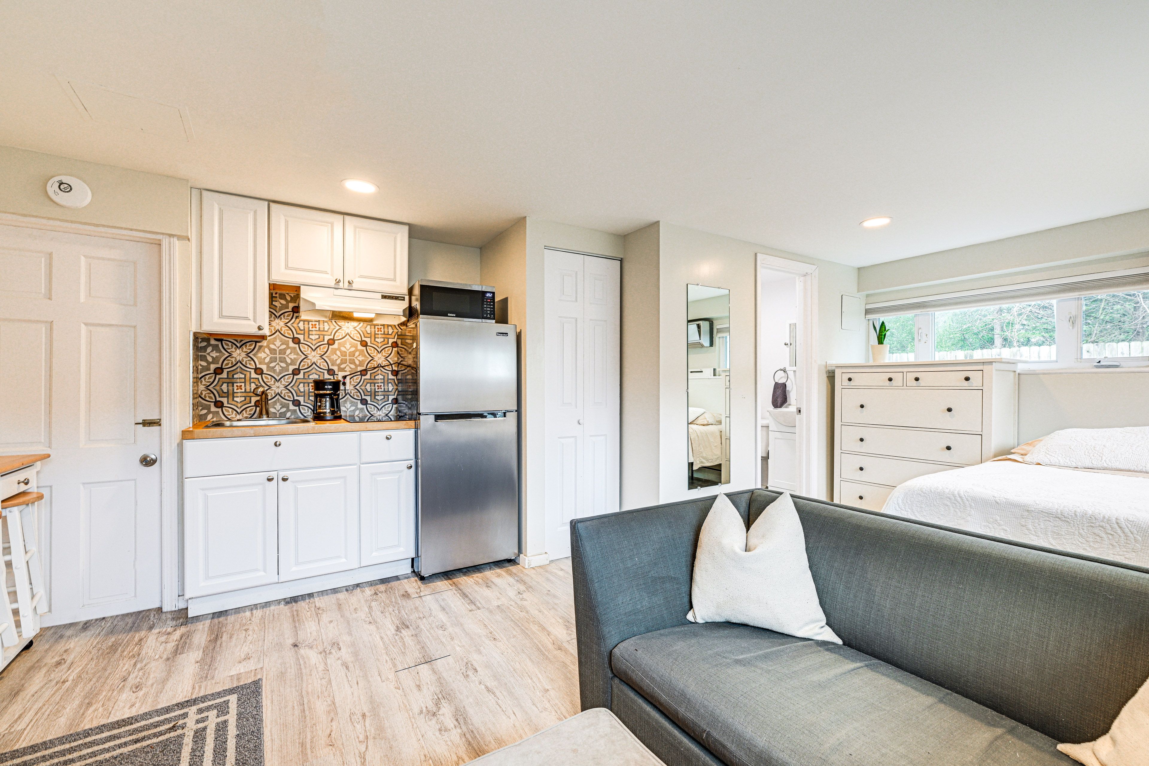 Kitchenette | Dining Bar