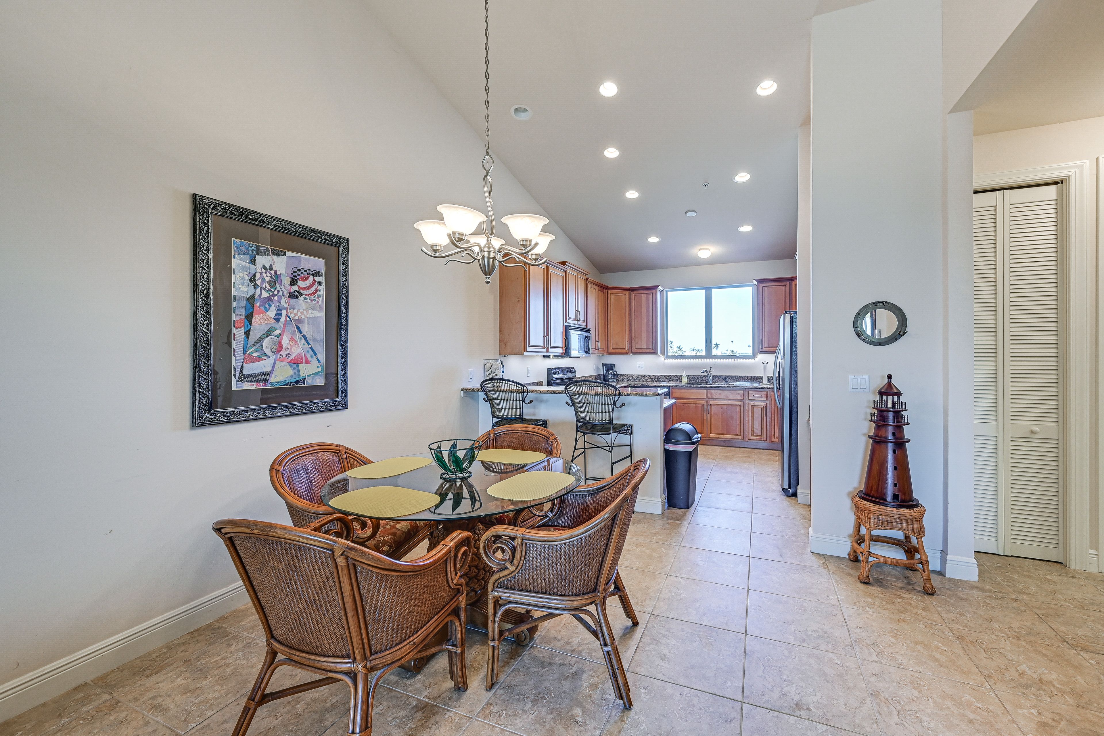 Dining Room | Fully Equipped Kitchen