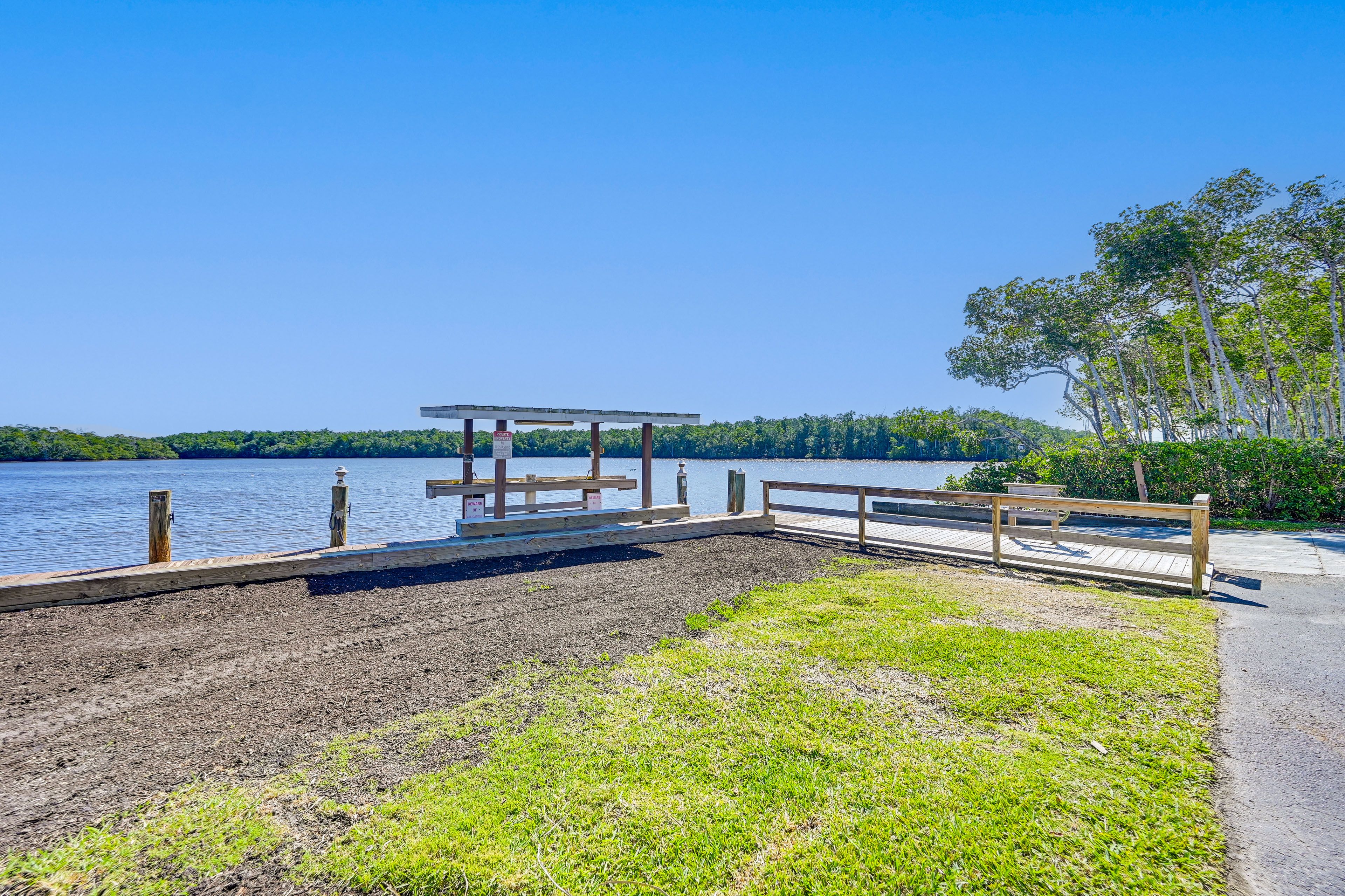 Steps to Dock