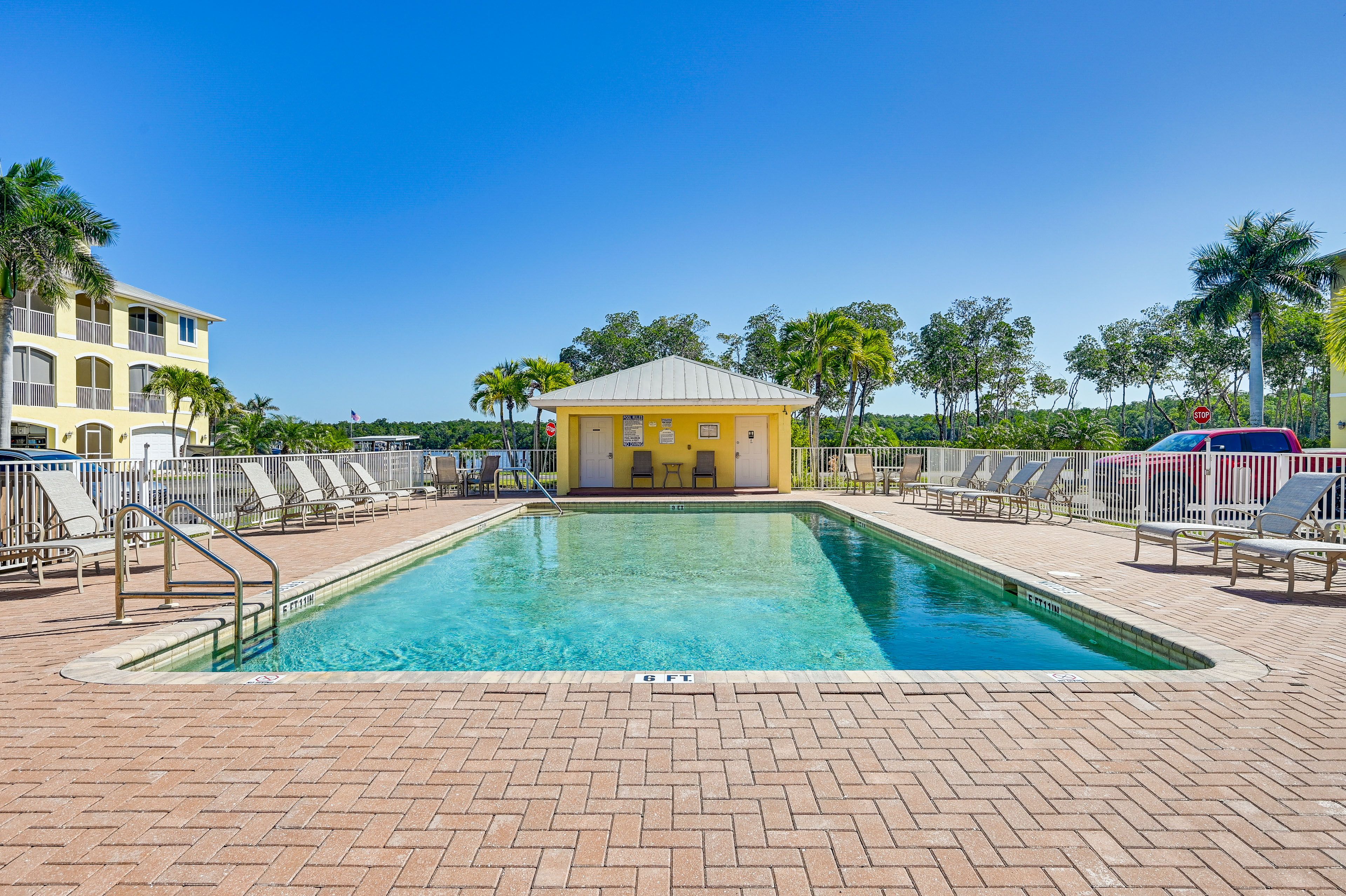 Community Pool | Single-Story Condo | 3rd-Floor Unit