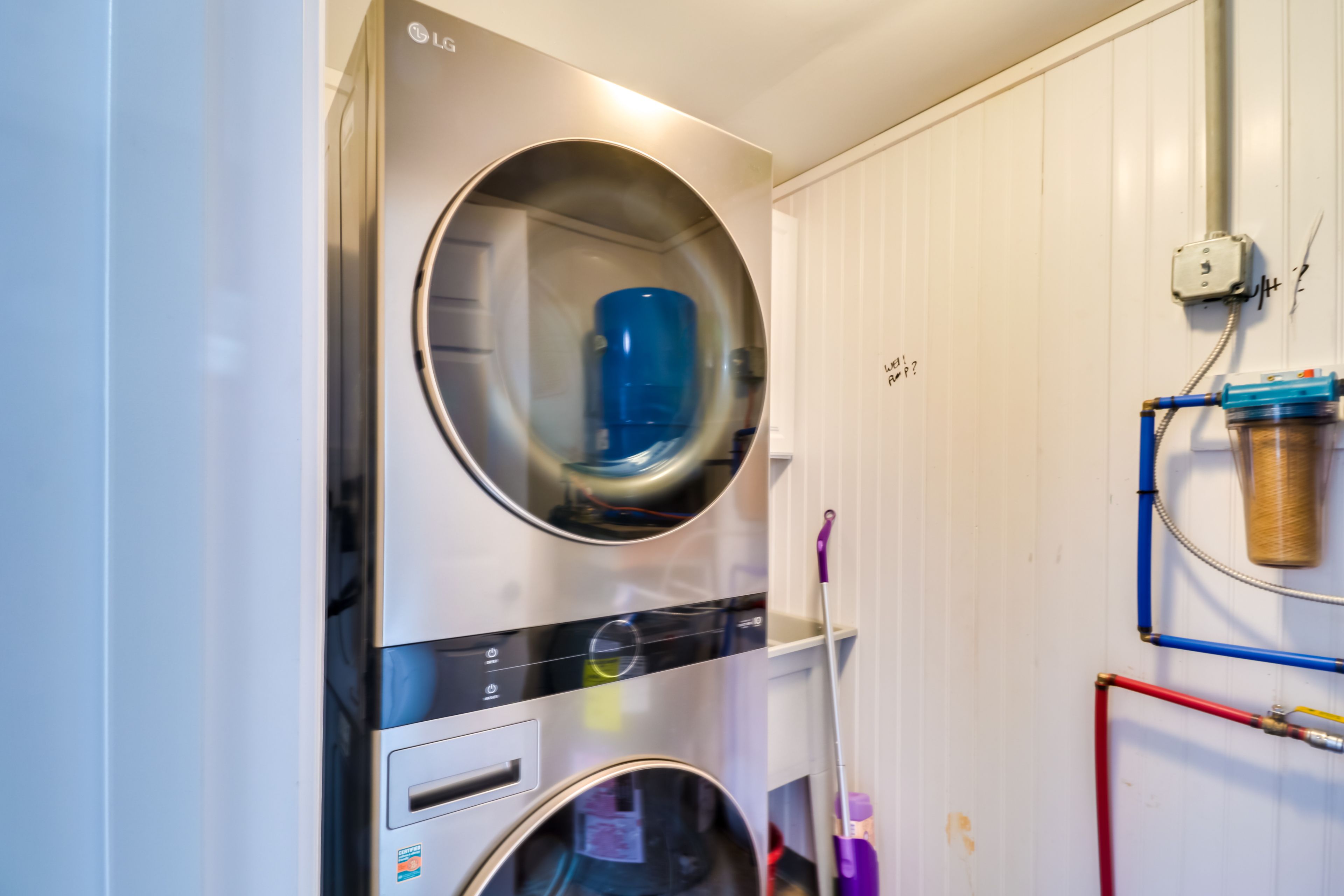 In-Unit Laundry