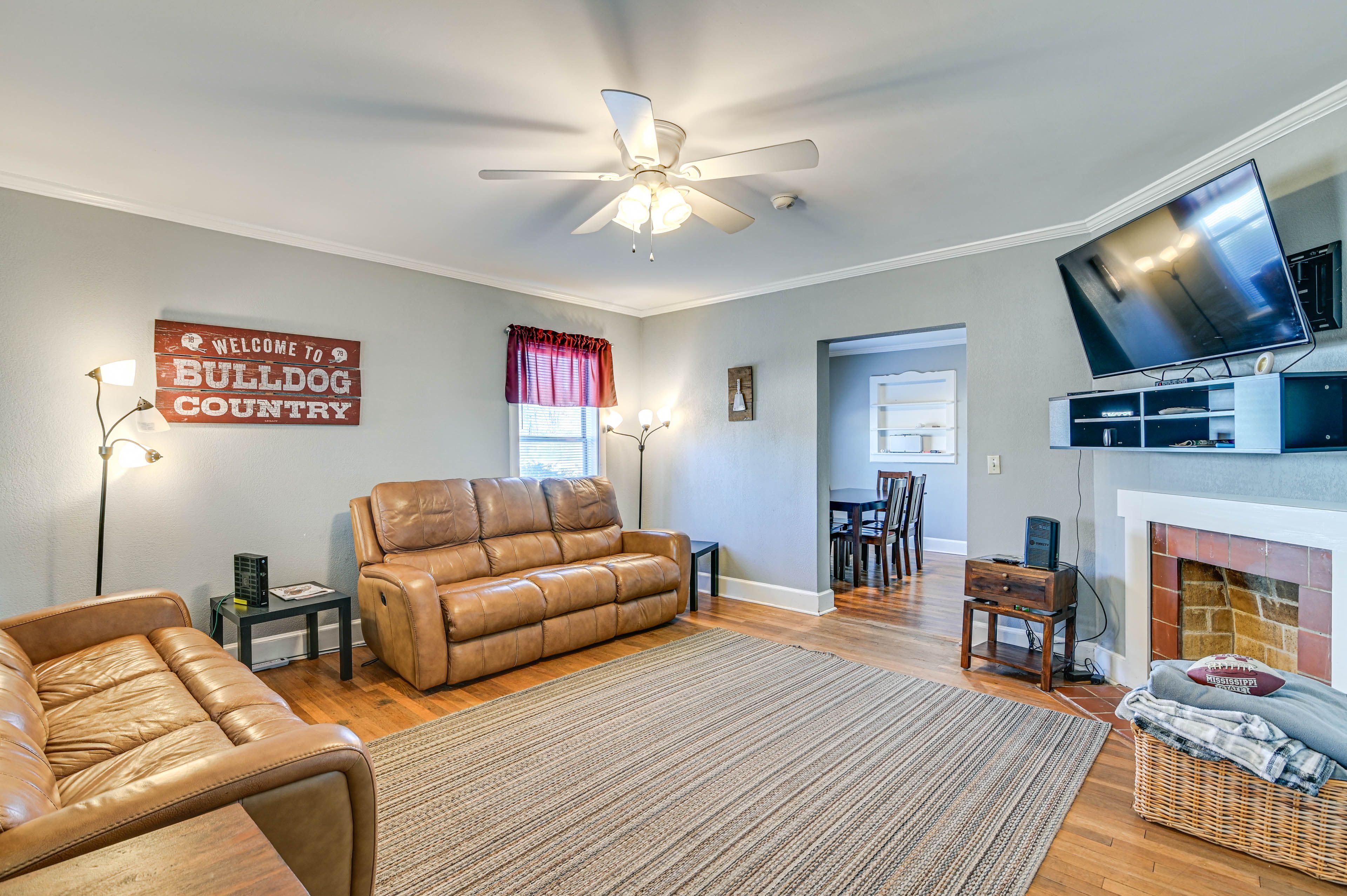 Starkville Vacation Rental | 5BR | 3BA | 2,500 Sq Ft | Stairs Required