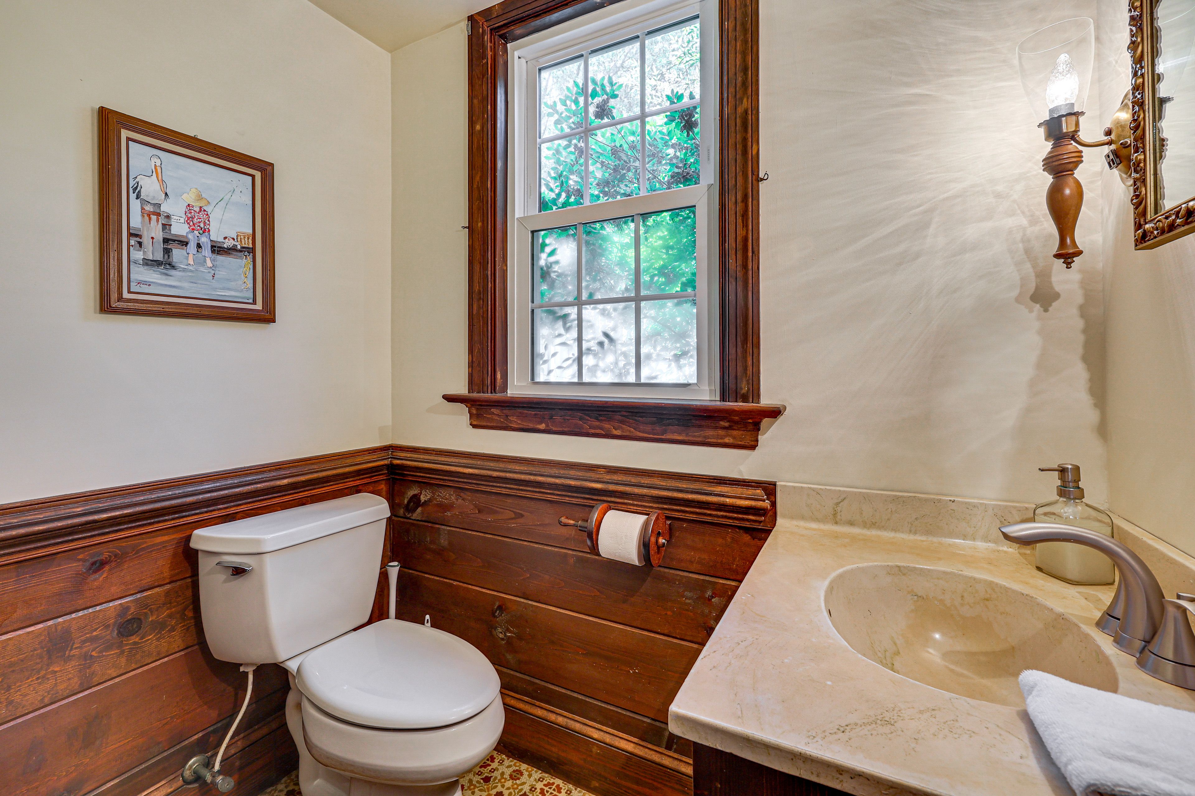 Half Bathroom | 1st Level