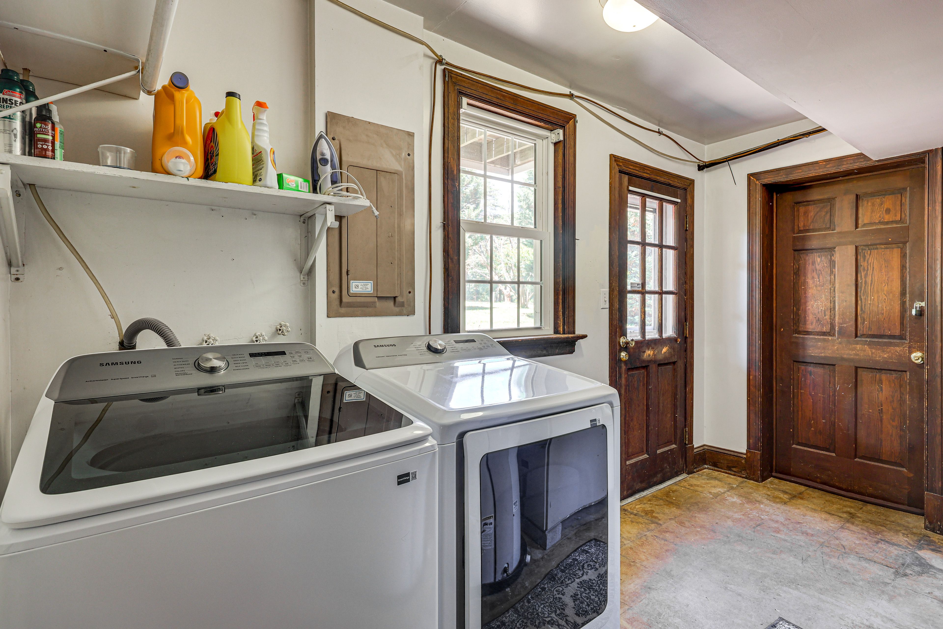 In-Unit Washer & Dryer | 1st Level