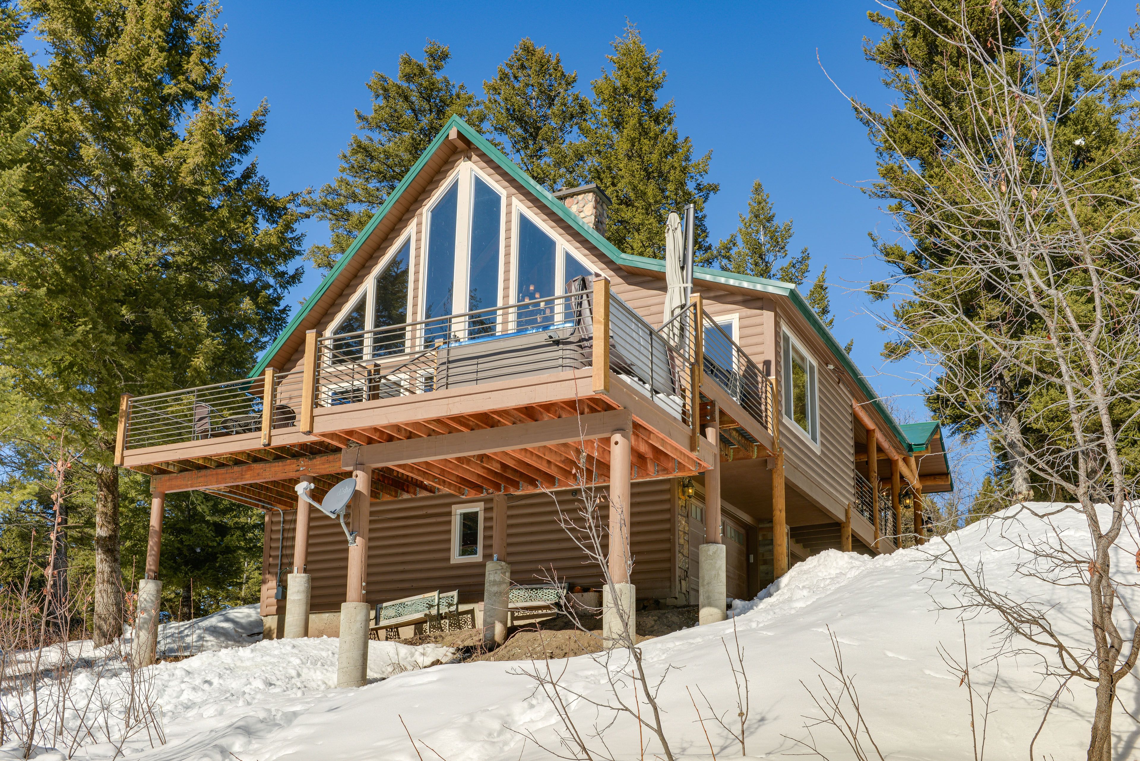 Exterior | Mountain Views