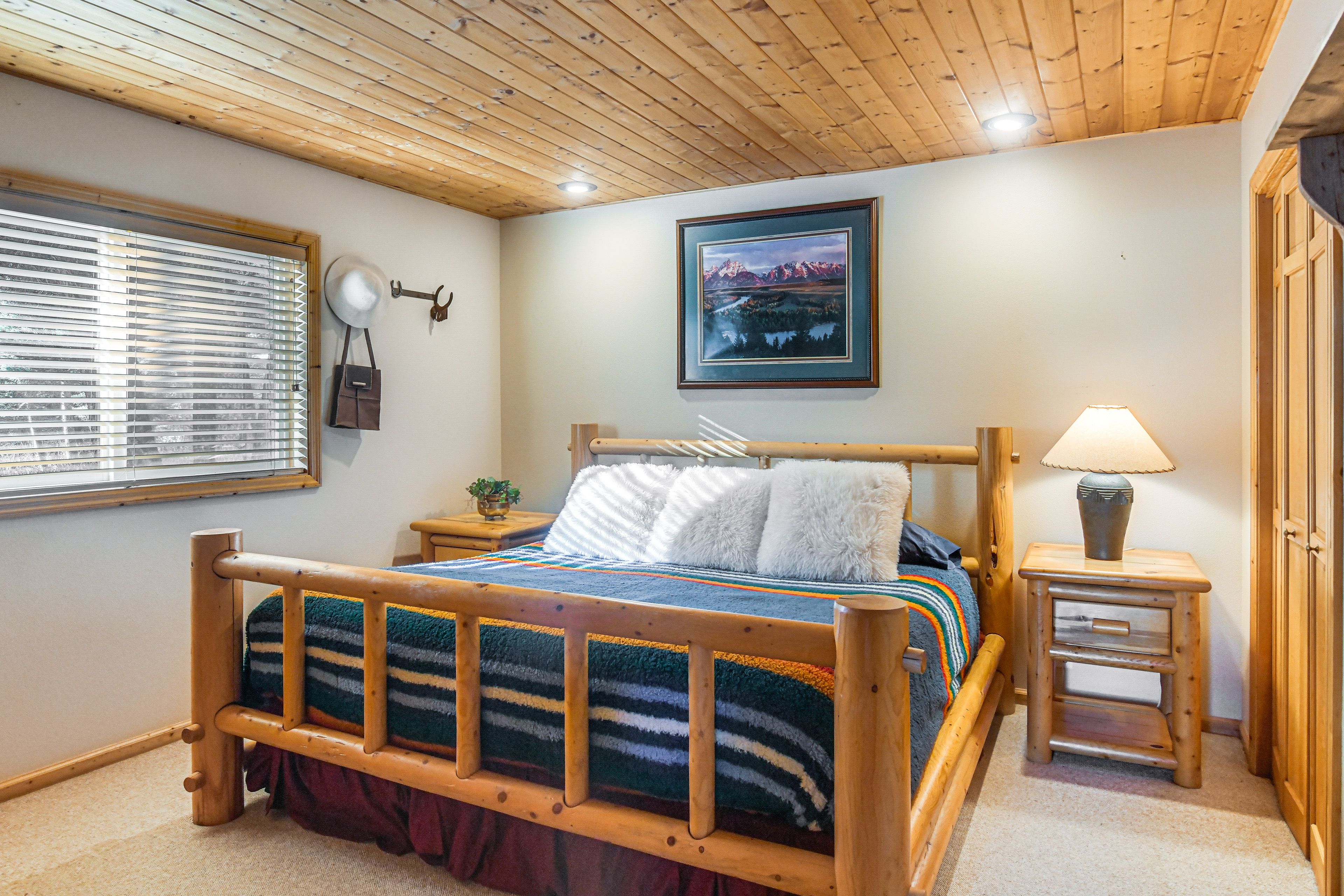 Bedroom 2 | King Bed | Linens Provided | Main Level