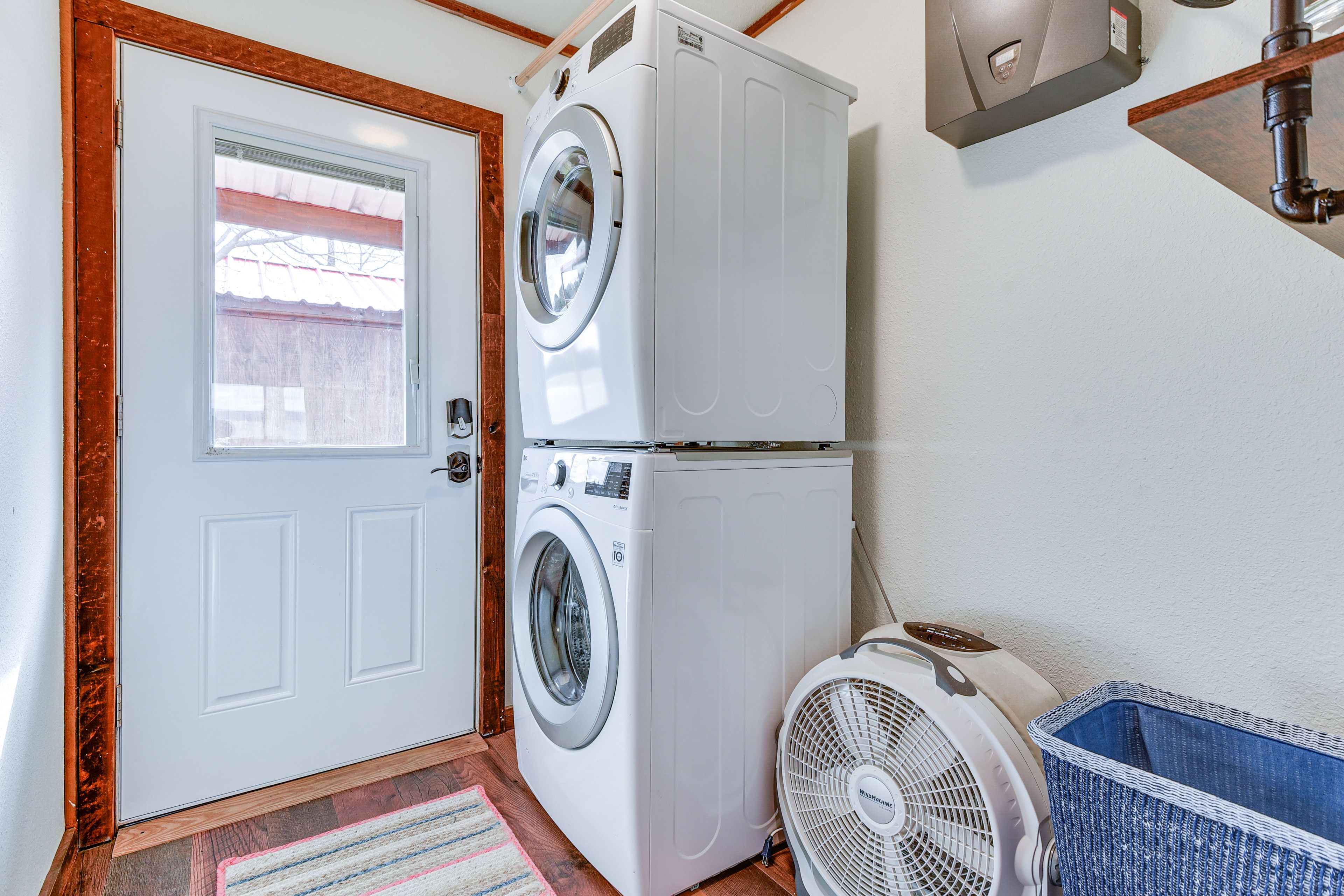 Washer + Dryer